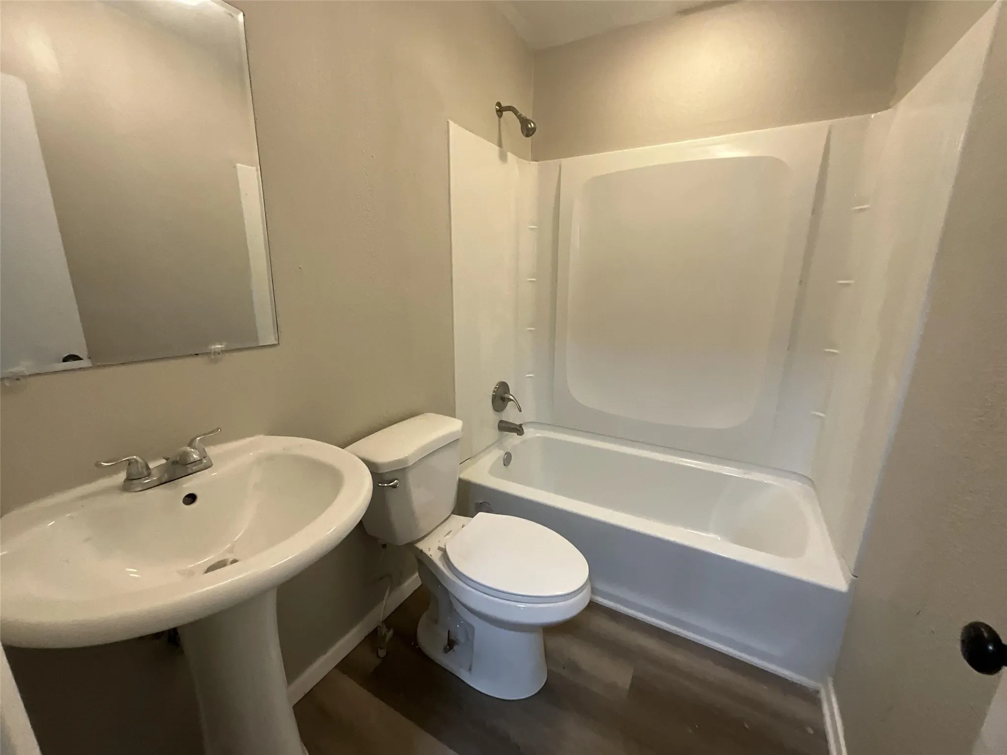 Single Family Residence For Rent in Van Zandt County , 405 Beard Street, Canton, Texas 75103, 3 Bedroom, 2 Bathroom, Garage spaces, 1,147 Sqft, built in 1951, mls#21259461, Real Estate Agent in Canton, Homes For Rent in Van Zandt county, Homes For Rent in Canton, Realtor in Canton Texas, Real Estate Brokerage Independent Realty Texas, Luminita Cordes Realtor