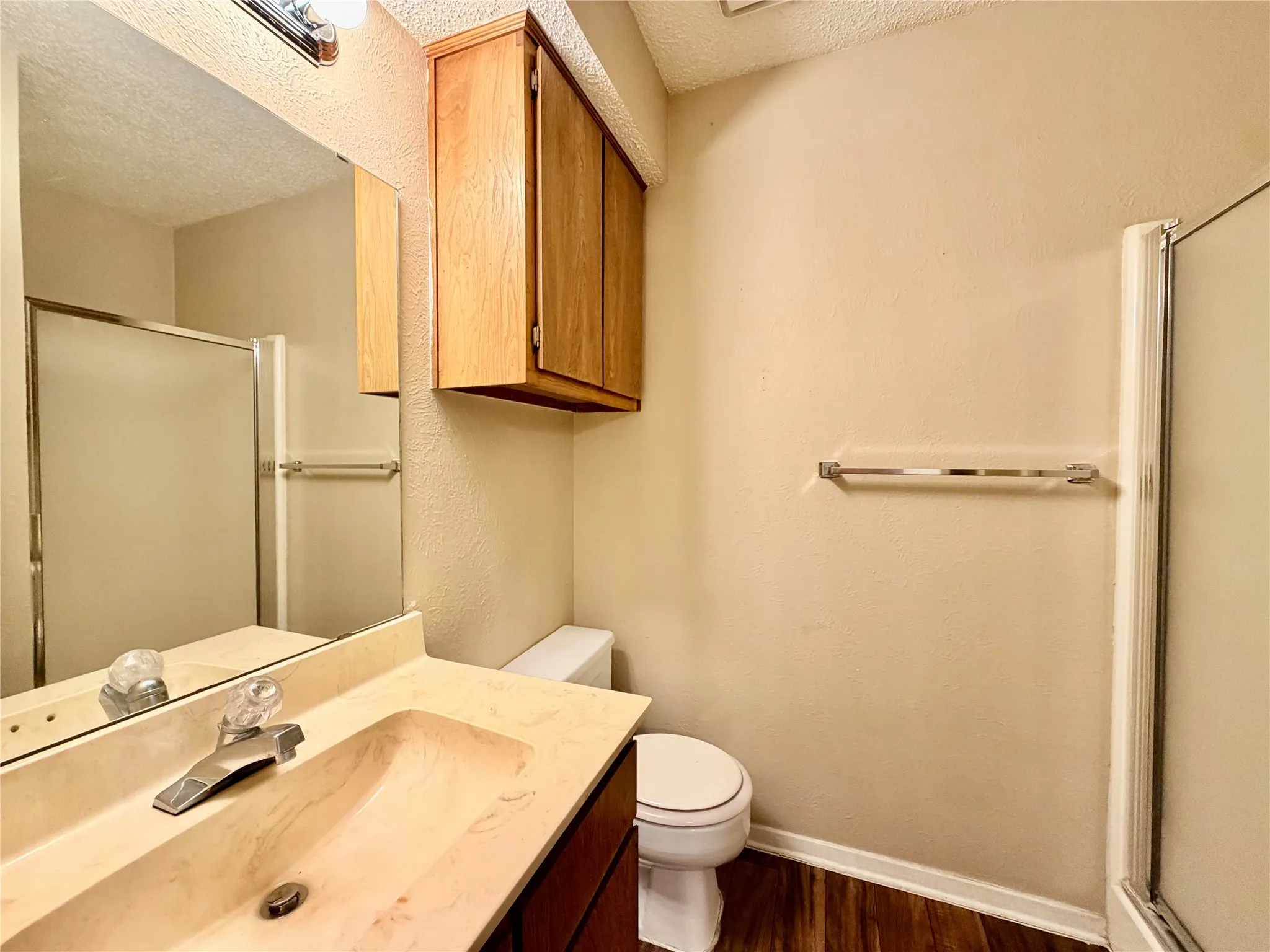 Townhouse For Rent in Denton County , 1251 Dallas Drive, Denton, Texas 76205, 2 Bedroom, 3 Bathroom, Garage spaces, 1,102 Sqft, built in 1983, Preowned, mls#21246037, Real Estate Agent in Denton, Homes For Rent in Denton county, Homes For Rent in Denton, Realtor in Denton Texas, Real Estate Brokerage Independent Realty Texas, Luminita Cordes Realtor