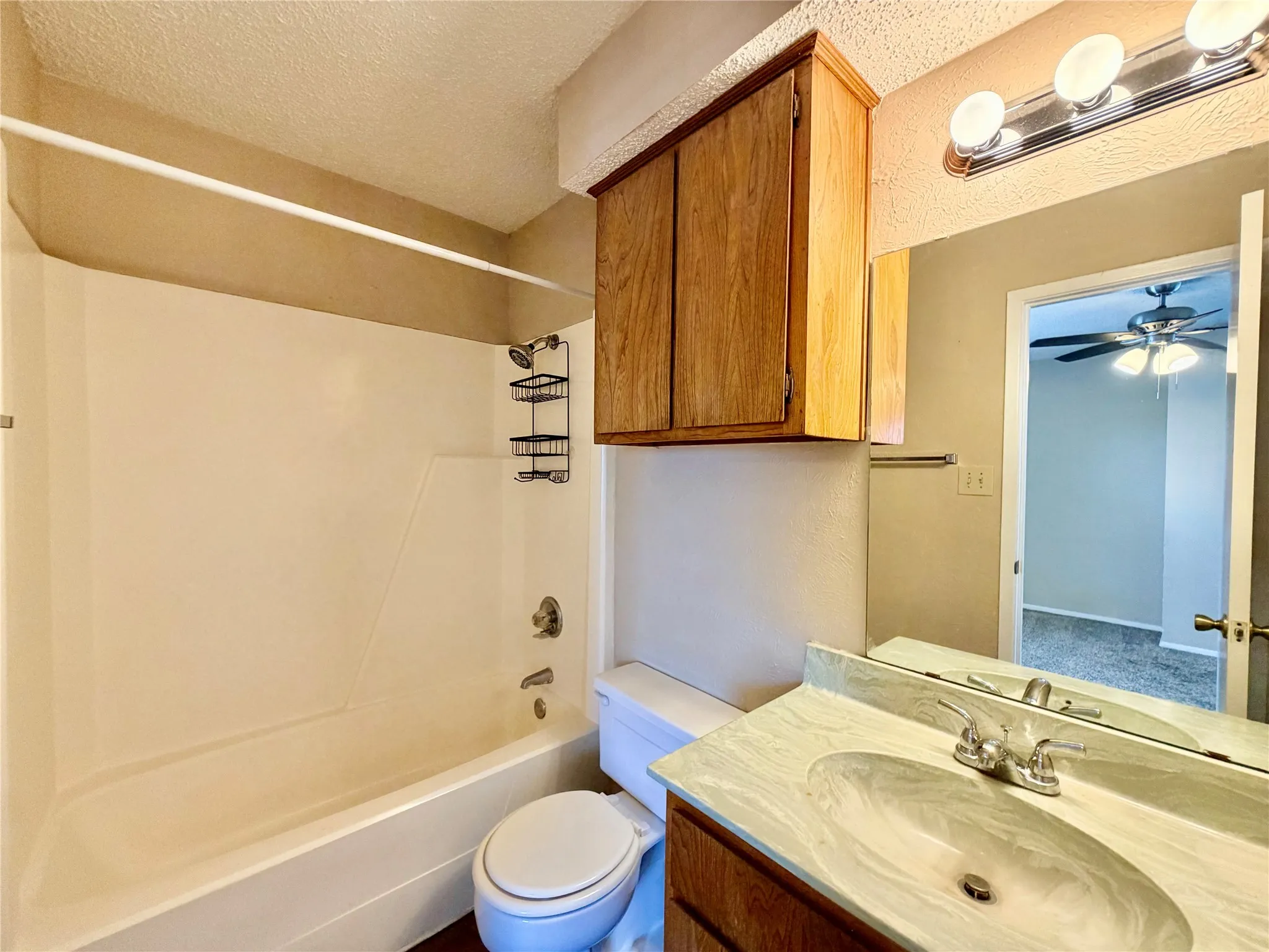 Townhouse For Rent in Denton County , 1251 Dallas Drive, Denton, Texas 76205, 2 Bedroom, 3 Bathroom, Garage spaces, 1,102 Sqft, built in 1983, Preowned, mls#21246037, Real Estate Agent in Denton, Homes For Rent in Denton county, Homes For Rent in Denton, Realtor in Denton Texas, Real Estate Brokerage Independent Realty Texas, Luminita Cordes Realtor
