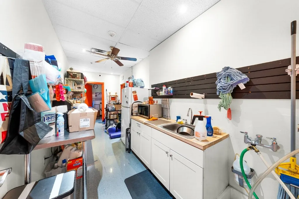 Retail For Rent in Collin County , 3180 Eldorado Parkway, Mc Kinney, Texas 75070, 0, 0, Garage spaces, 0 Sqft, built in 2006, Preowned, mls#21251126, Real Estate Agent in Mc Kinney, Homes For Rent in Collin county, Homes For Rent in Mc Kinney, Realtor in Mc Kinney Texas, Real Estate Brokerage Independent Realty Texas, Luminita Cordes Realtor