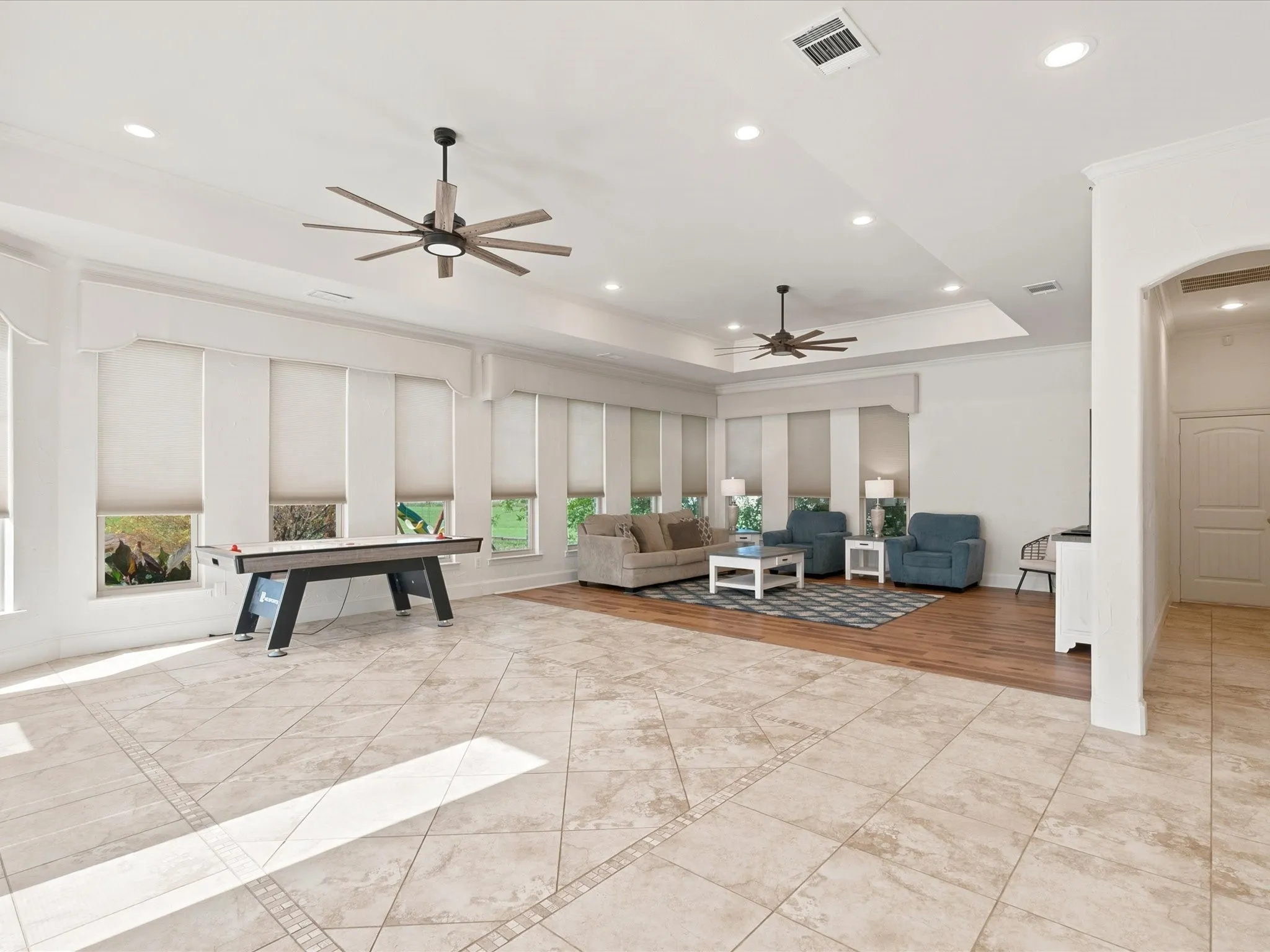 Single Family Residence For Sale in Denton County , 2300 Berend Road, Pilot Point, Texas 76258, 4 Bedroom, 7 Bathroom, 4 Garage spaces, 3,763 Sqft, built in 2004, mls#21258946, Real Estate Agent in Pilot Point, Homes For Sale in Denton county, Homes For Sale in Pilot Point, Realtor in Pilot Point Texas, Real Estate Brokerage Independent Realty Texas, Luminita Cordes Realtor