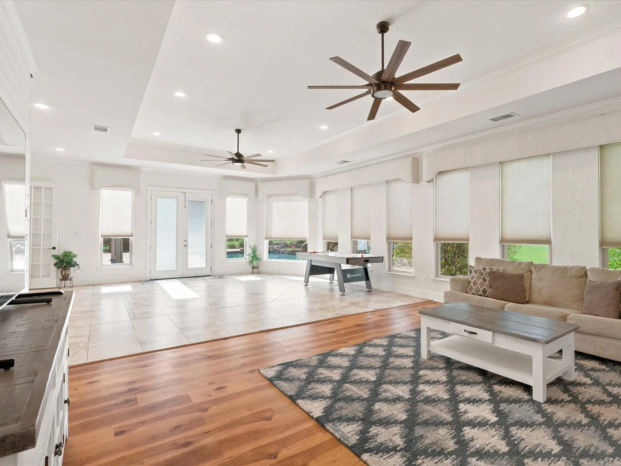 Single Family Residence For Sale in Denton County , 2300 Berend Road, Pilot Point, Texas 76258, 4 Bedroom, 7 Bathroom, 4 Garage spaces, 3,763 Sqft, built in 2004, mls#21258946, Real Estate Agent in Pilot Point, Homes For Sale in Denton county, Homes For Sale in Pilot Point, Realtor in Pilot Point Texas, Real Estate Brokerage Independent Realty Texas, Luminita Cordes Realtor