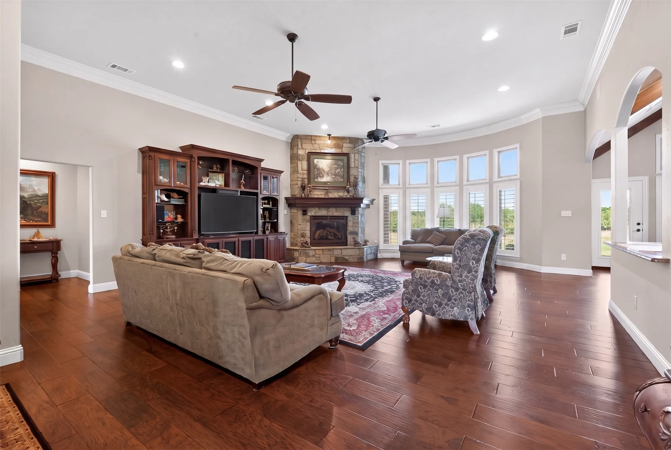 Single Family Residence For Sale in Grayson County , 128 Whispering Winds Drive, Gunter, Texas 75058, 4 Bedroom, 4 Bathroom, 3 Garage spaces, 3,631 Sqft, built in 2015, Price $1,094,900, mls#21239638, Real Estate Agent in Gunter, Homes For Sale in Grayson county, Homes For Sale in Gunter, Realtor in Gunter Texas, Real Estate Brokerage Independent Realty Texas, Luminita Cordes Realtor