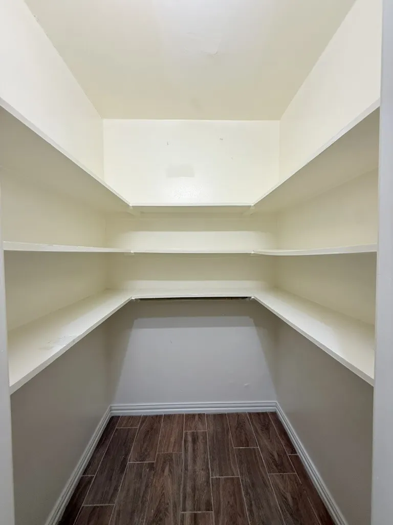 Single Family Residence For Rent in Dallas County , 1617 Dakota Drive, Garland, Texas 75043, 3 Bedrooms, 2 Bathrooms, 2 Garage spaces, 1,840 Sqft, built in 1959, Preowned, Price $2,250, mls#21258602, Real Estate Agent in Garland, Homes For Rent in Dallas county, Homes For Rent in Garland, Realtor in Garland Texas, Real Estate Brokerage Independent Realty Texas, Luminita Cordes Realtor