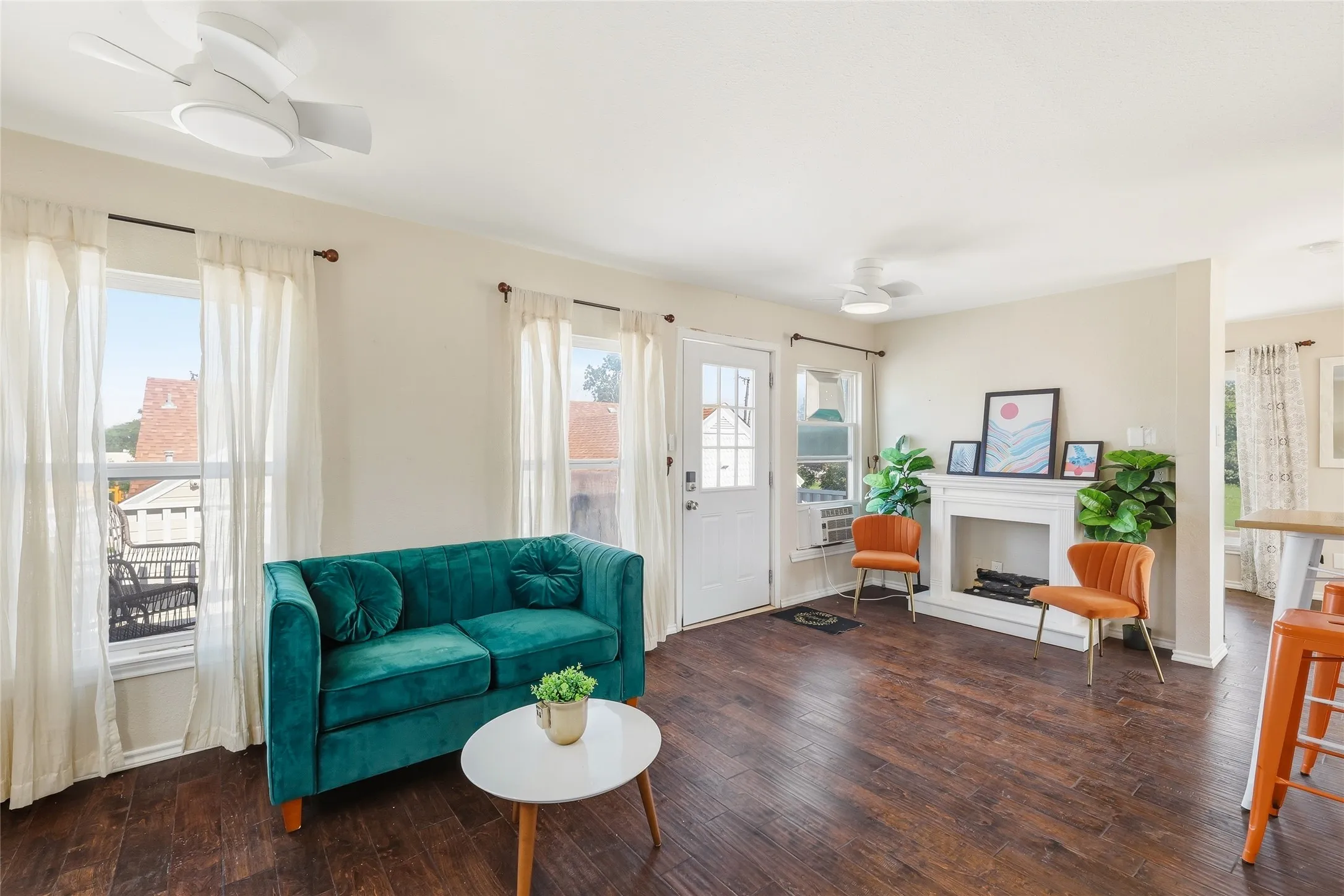 Retail For Rent in Tarrant County , 3501 Denton Highway, Haltom City, Texas 76117, 0, 0, Garage spaces, 0 Sqft, built in 1939, Preowned, Price $5,500, mls#21259534, Real Estate Agent in Haltom City, Homes For Rent in Tarrant county, Homes For Rent in Haltom City, Realtor in Haltom City Texas, Real Estate Brokerage Independent Realty Texas, Luminita Cordes Realtor