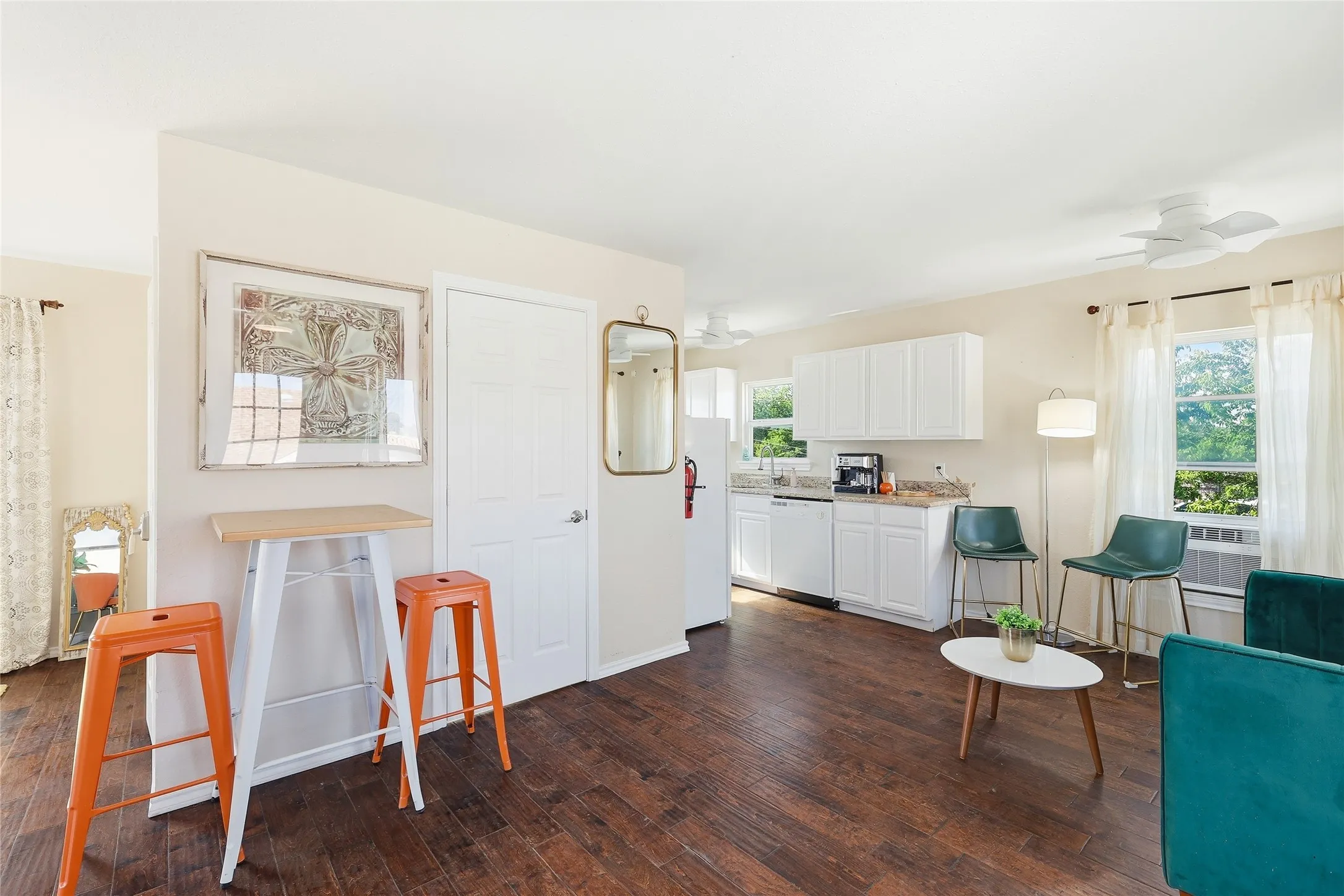 Retail For Rent in Tarrant County , 3501 Denton Highway, Haltom City, Texas 76117, 0, 0, Garage spaces, 0 Sqft, built in 1939, Preowned, Price $5,500, mls#21259534, Real Estate Agent in Haltom City, Homes For Rent in Tarrant county, Homes For Rent in Haltom City, Realtor in Haltom City Texas, Real Estate Brokerage Independent Realty Texas, Luminita Cordes Realtor