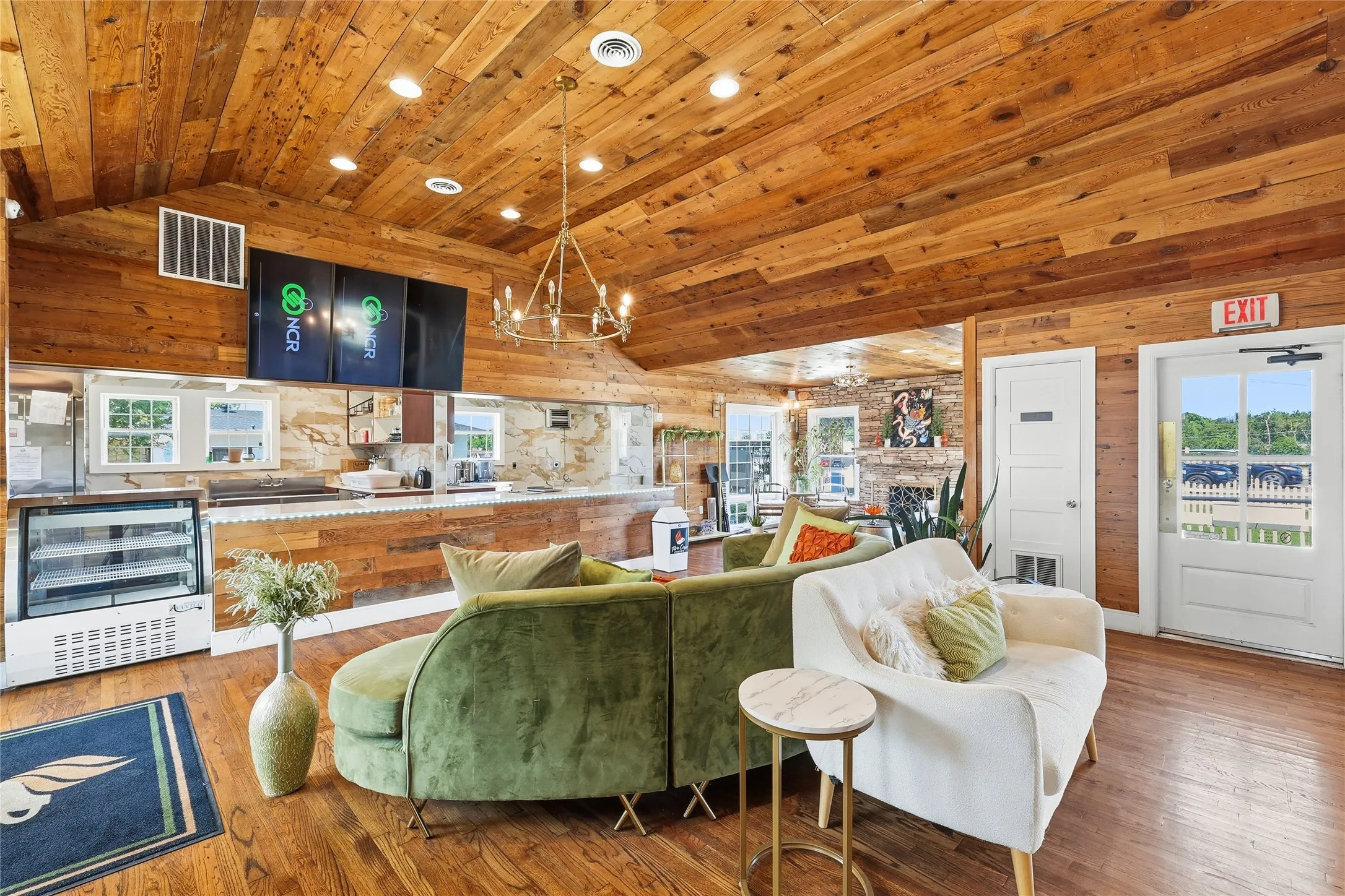 Retail For Rent in Tarrant County , 3501 Denton Highway, Haltom City, Texas 76117, 0, 0, Garage spaces, 0 Sqft, built in 1939, Preowned, Price $5,500, mls#21259534, Real Estate Agent in Haltom City, Homes For Rent in Tarrant county, Homes For Rent in Haltom City, Realtor in Haltom City Texas, Real Estate Brokerage Independent Realty Texas, Luminita Cordes Realtor