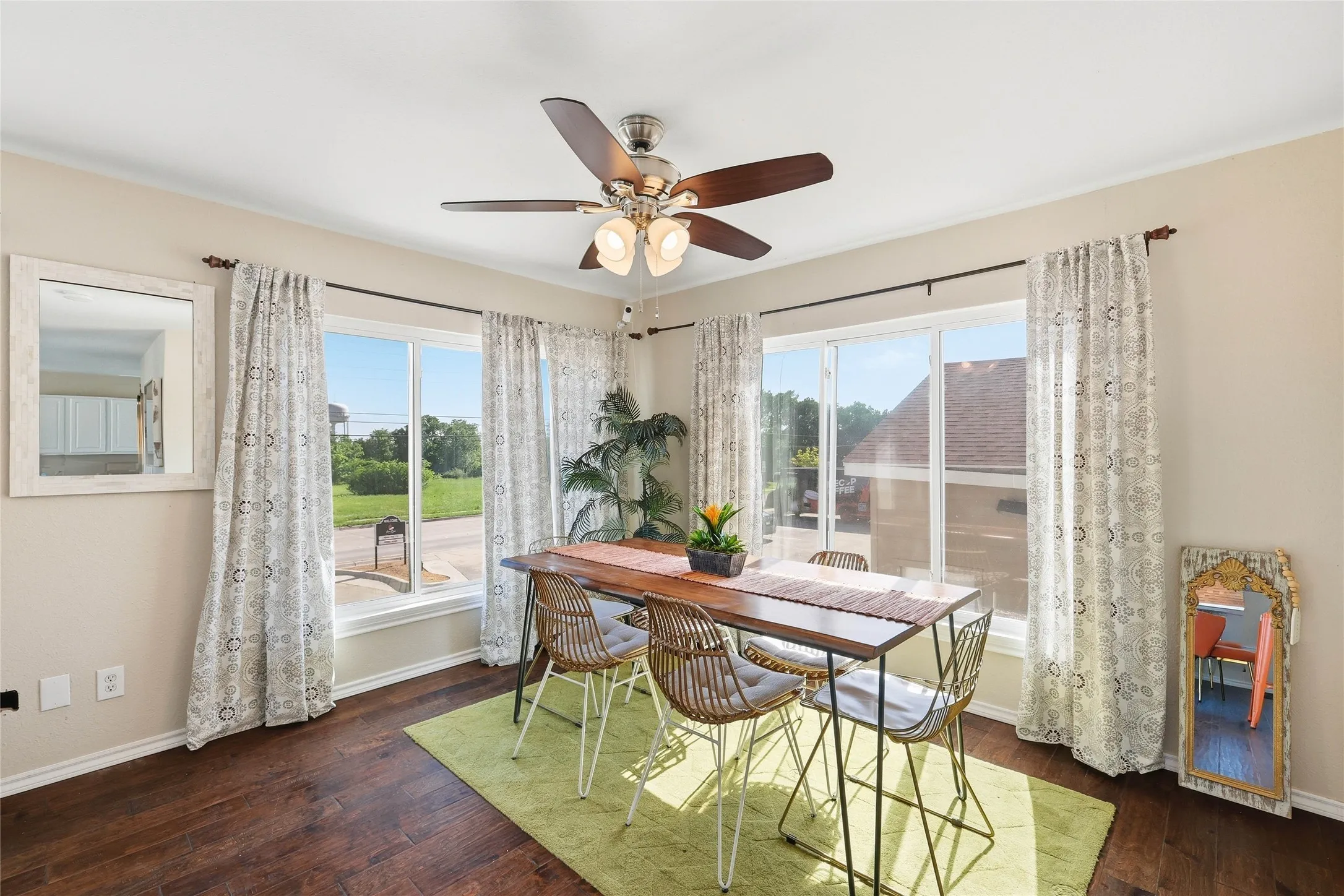 Retail For Rent in Tarrant County , 3501 Denton Highway, Haltom City, Texas 76117, 0, 0, Garage spaces, 0 Sqft, built in 1939, Preowned, Price $5,500, mls#21259534, Real Estate Agent in Haltom City, Homes For Rent in Tarrant county, Homes For Rent in Haltom City, Realtor in Haltom City Texas, Real Estate Brokerage Independent Realty Texas, Luminita Cordes Realtor