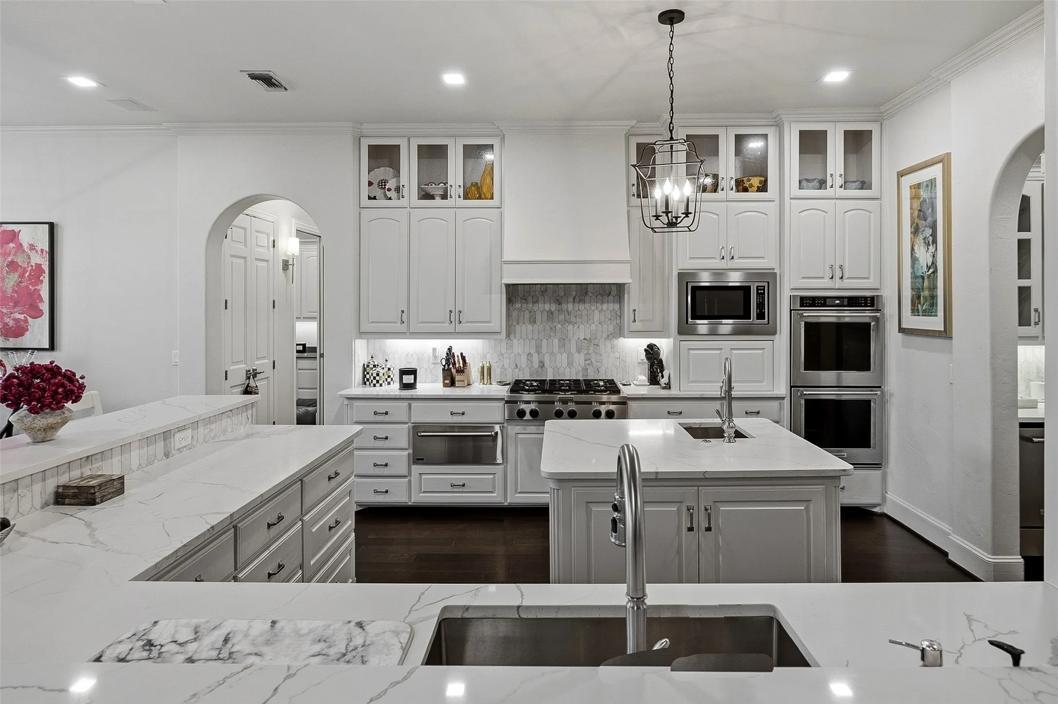 Single Family Residence For Sale in Tarrant County , 6609 Sahalee Drive, Fort Worth, Texas 76132, 5 Bedroom, 5 Bathroom, 3 Garage spaces, 6,428 Sqft, built in 1998, Preowned, mls#21259075, Real Estate Agent in Fort Worth, Homes For Sale in Tarrant county, Homes For Sale in Fort Worth, Realtor in Fort Worth Texas, Real Estate Brokerage Independent Realty Texas, Luminita Cordes Realtor