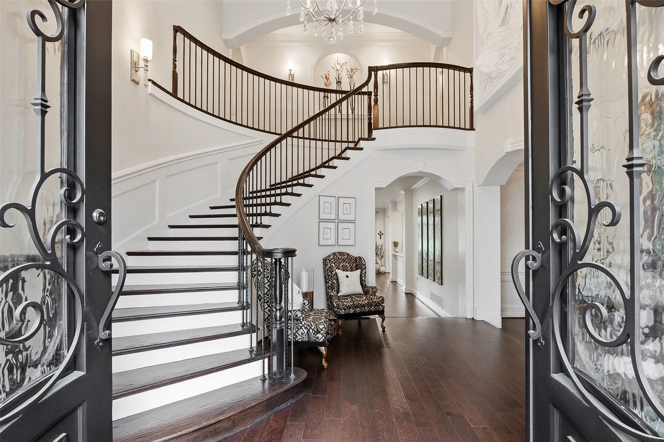Single Family Residence For Sale in Tarrant County , 6609 Sahalee Drive, Fort Worth, Texas 76132, 5 Bedroom, 5 Bathroom, 3 Garage spaces, 6,428 Sqft, built in 1998, Preowned, mls#21259075, Real Estate Agent in Fort Worth, Homes For Sale in Tarrant county, Homes For Sale in Fort Worth, Realtor in Fort Worth Texas, Real Estate Brokerage Independent Realty Texas, Luminita Cordes Realtor