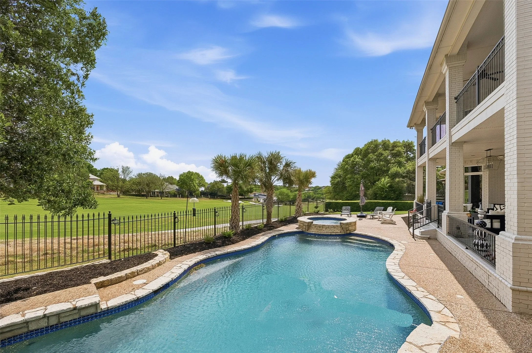Single Family Residence For Sale in Tarrant County , 6609 Sahalee Drive, Fort Worth, Texas 76132, 5 Bedroom, 5 Bathroom, 3 Garage spaces, 6,428 Sqft, built in 1998, Preowned, mls#21259075, Real Estate Agent in Fort Worth, Homes For Sale in Tarrant county, Homes For Sale in Fort Worth, Realtor in Fort Worth Texas, Real Estate Brokerage Independent Realty Texas, Luminita Cordes Realtor
