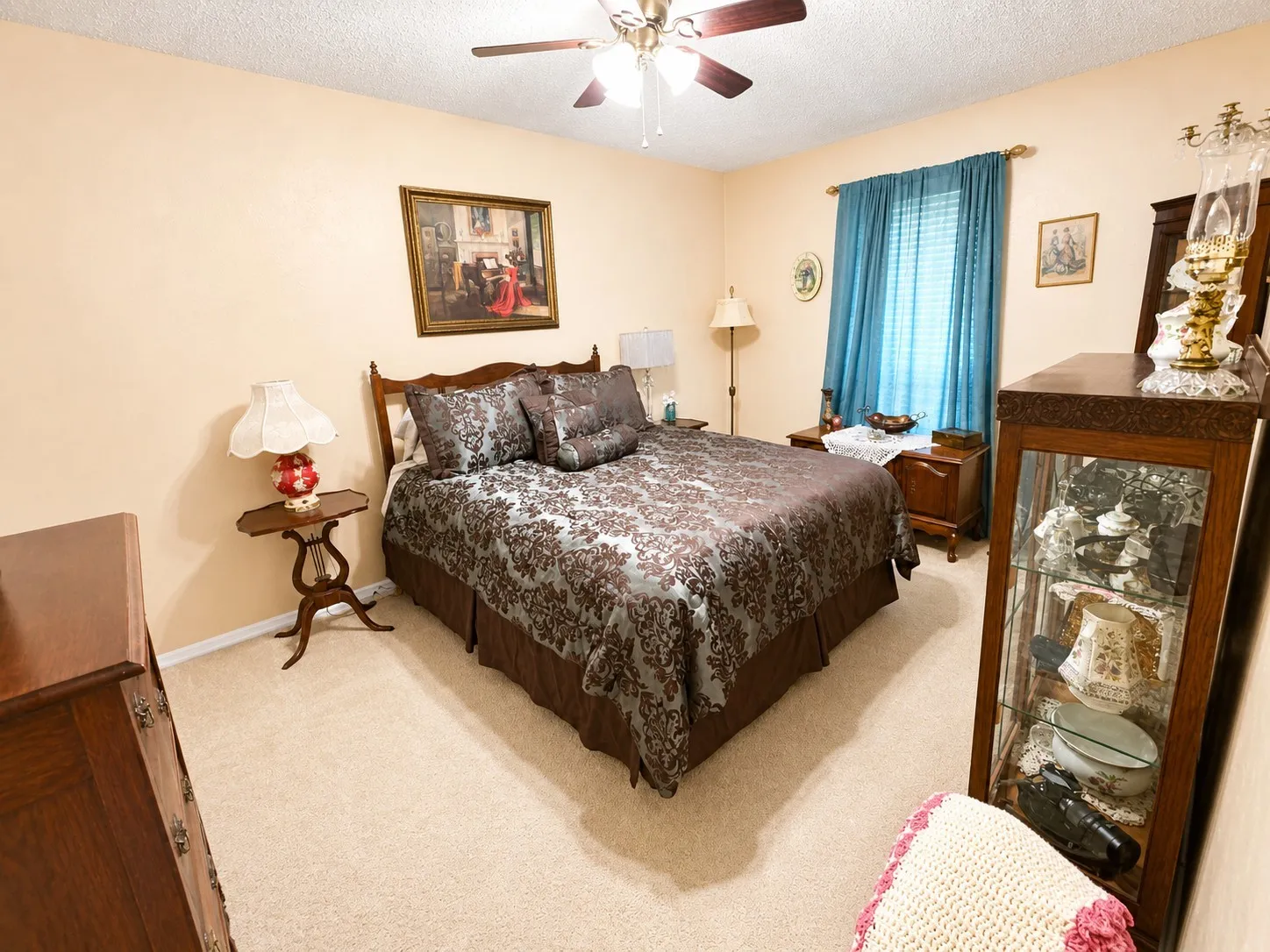 Single Family Residence For Sale in Montague County , 1207 Friona Street, Bowie, Texas 76230, 3 Bedroom, 2 Bathroom, 2 Garage spaces, 1,605 Sqft, built in 1980, Preowned, Price $245,000, mls#21259550, Real Estate Agent in Bowie, Homes For Sale in Montague county, Homes For Sale in Bowie, Realtor in Bowie Texas, Real Estate Brokerage Independent Realty Texas, Luminita Cordes Realtor