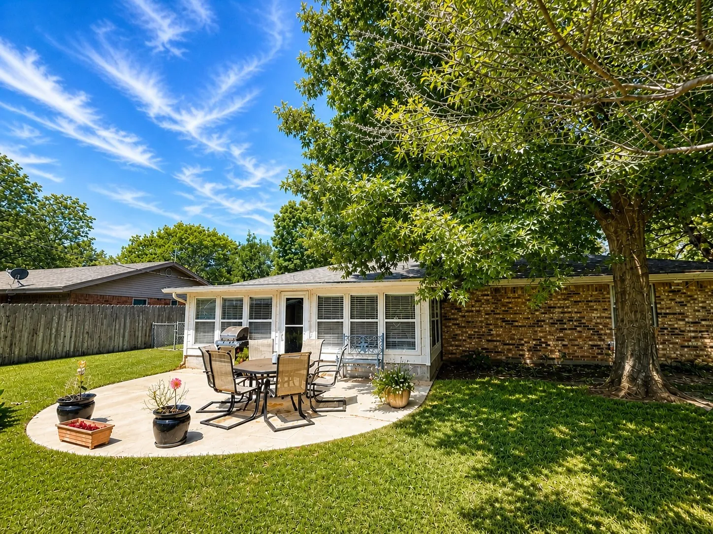 Single Family Residence For Sale in Montague County , 1207 Friona Street, Bowie, Texas 76230, 3 Bedroom, 2 Bathroom, 2 Garage spaces, 1,605 Sqft, built in 1980, Preowned, Price $245,000, mls#21259550, Real Estate Agent in Bowie, Homes For Sale in Montague county, Homes For Sale in Bowie, Realtor in Bowie Texas, Real Estate Brokerage Independent Realty Texas, Luminita Cordes Realtor