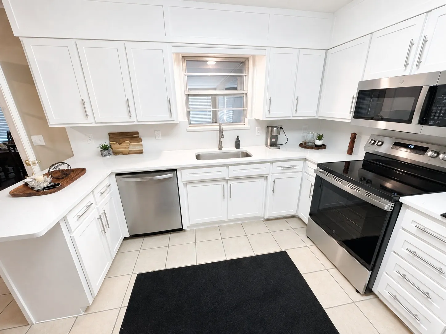 Single Family Residence For Sale in Montague County , 1207 Friona Street, Bowie, Texas 76230, 3 Bedroom, 2 Bathroom, 2 Garage spaces, 1,605 Sqft, built in 1980, Preowned, Price $245,000, mls#21259550, Real Estate Agent in Bowie, Homes For Sale in Montague county, Homes For Sale in Bowie, Realtor in Bowie Texas, Real Estate Brokerage Independent Realty Texas, Luminita Cordes Realtor