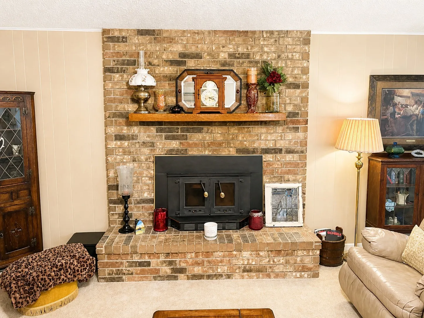 Single Family Residence For Sale in Montague County , 1207 Friona Street, Bowie, Texas 76230, 3 Bedroom, 2 Bathroom, 2 Garage spaces, 1,605 Sqft, built in 1980, Preowned, Price $245,000, mls#21259550, Real Estate Agent in Bowie, Homes For Sale in Montague county, Homes For Sale in Bowie, Realtor in Bowie Texas, Real Estate Brokerage Independent Realty Texas, Luminita Cordes Realtor