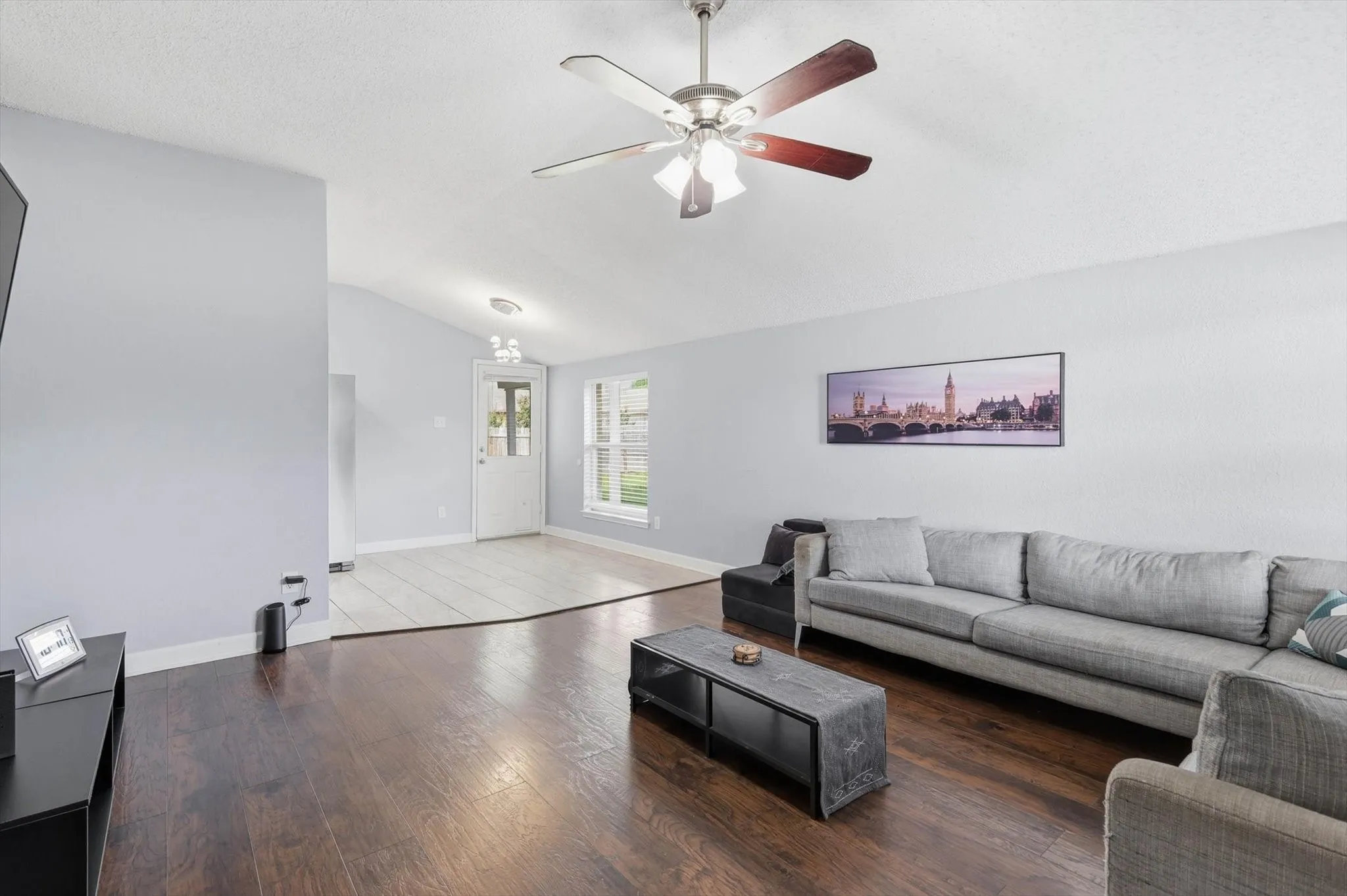 Single Family Residence For Sale in Tarrant County , 4208 Ocho Rios Drive, Fort Worth, Texas 76137, 3 Bedroom, 2 Bathroom, 2 Garage spaces, 1,080 Sqft, built in 1998, Preowned, mls#21257026, Real Estate Agent in Fort Worth, Homes For Sale in Tarrant county, Homes For Sale in Fort Worth, Realtor in Fort Worth Texas, Real Estate Brokerage Independent Realty Texas, Luminita Cordes Realtor