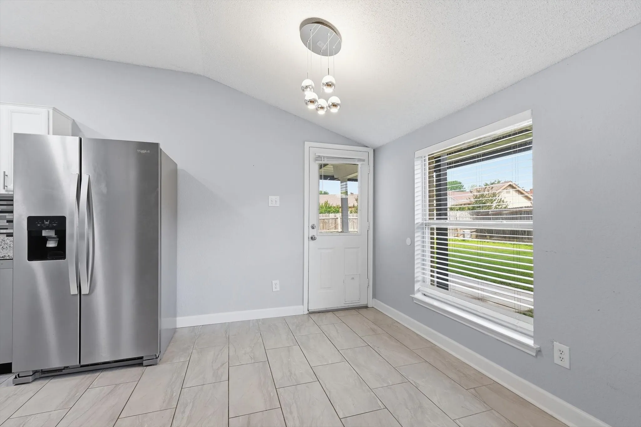 Single Family Residence For Sale in Tarrant County , 4208 Ocho Rios Drive, Fort Worth, Texas 76137, 3 Bedroom, 2 Bathroom, 2 Garage spaces, 1,080 Sqft, built in 1998, Preowned, mls#21257026, Real Estate Agent in Fort Worth, Homes For Sale in Tarrant county, Homes For Sale in Fort Worth, Realtor in Fort Worth Texas, Real Estate Brokerage Independent Realty Texas, Luminita Cordes Realtor