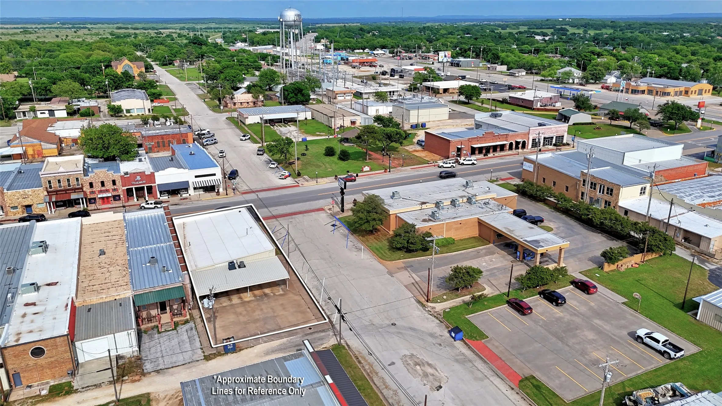 Office For Sale in Montague County , 201 Clay Street, Nocona, Texas 76255, 0, 0, Garage spaces, 0 Sqft, built in 1992, Preowned, mls#21259560, Real Estate Agent in Nocona, Homes For Sale in Montague county, Homes For Sale in Nocona, Realtor in Nocona Texas, Real Estate Brokerage Independent Realty Texas, Luminita Cordes Realtor
