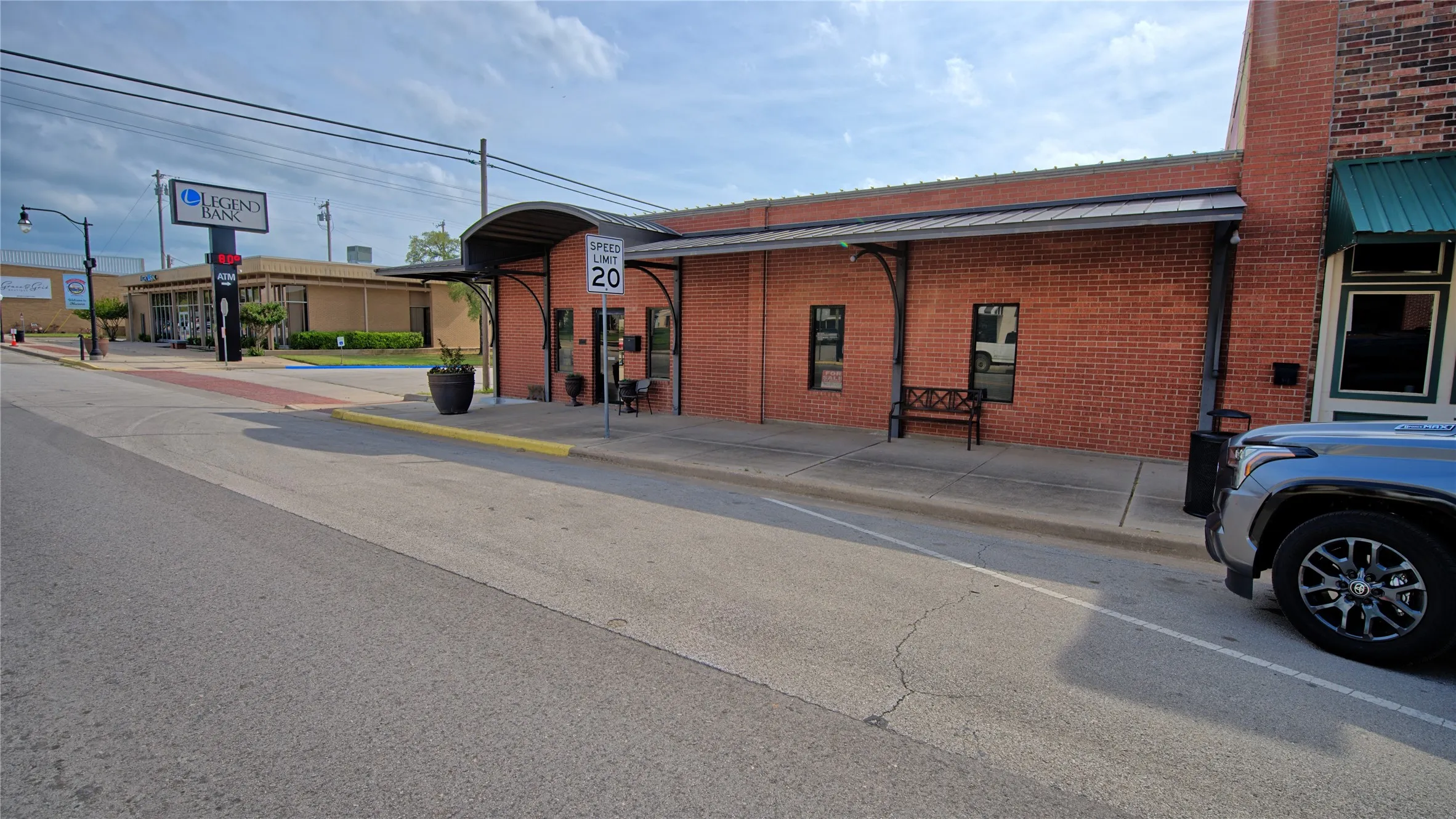 Office For Sale in Montague County , 201 Clay Street, Nocona, Texas 76255, 0, 0, Garage spaces, 0 Sqft, built in 1992, Preowned, mls#21259560, Real Estate Agent in Nocona, Homes For Sale in Montague county, Homes For Sale in Nocona, Realtor in Nocona Texas, Real Estate Brokerage Independent Realty Texas, Luminita Cordes Realtor
