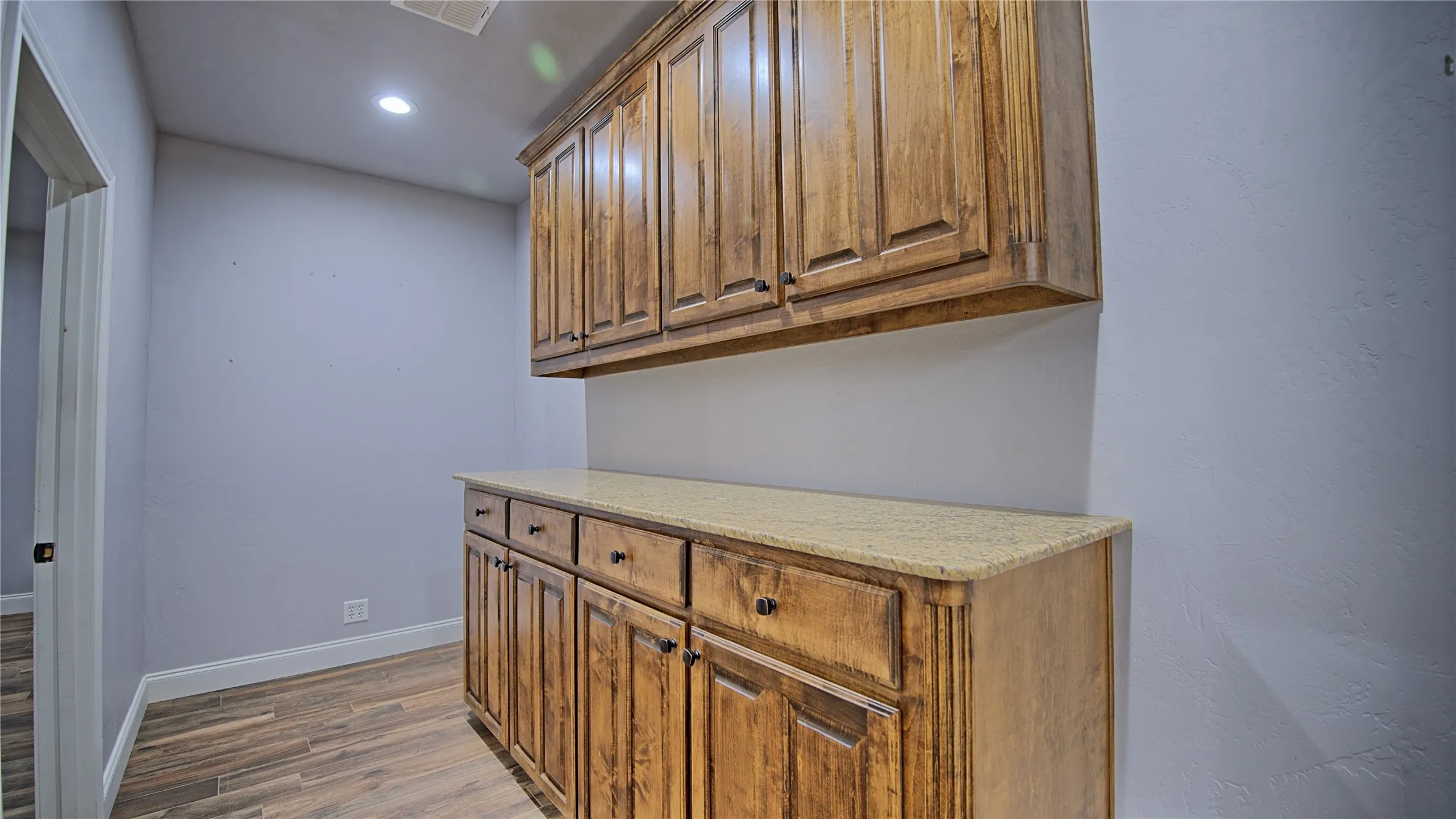 Office For Sale in Montague County , 201 Clay Street, Nocona, Texas 76255, 0, 0, Garage spaces, 0 Sqft, built in 1992, Preowned, mls#21259560, Real Estate Agent in Nocona, Homes For Sale in Montague county, Homes For Sale in Nocona, Realtor in Nocona Texas, Real Estate Brokerage Independent Realty Texas, Luminita Cordes Realtor