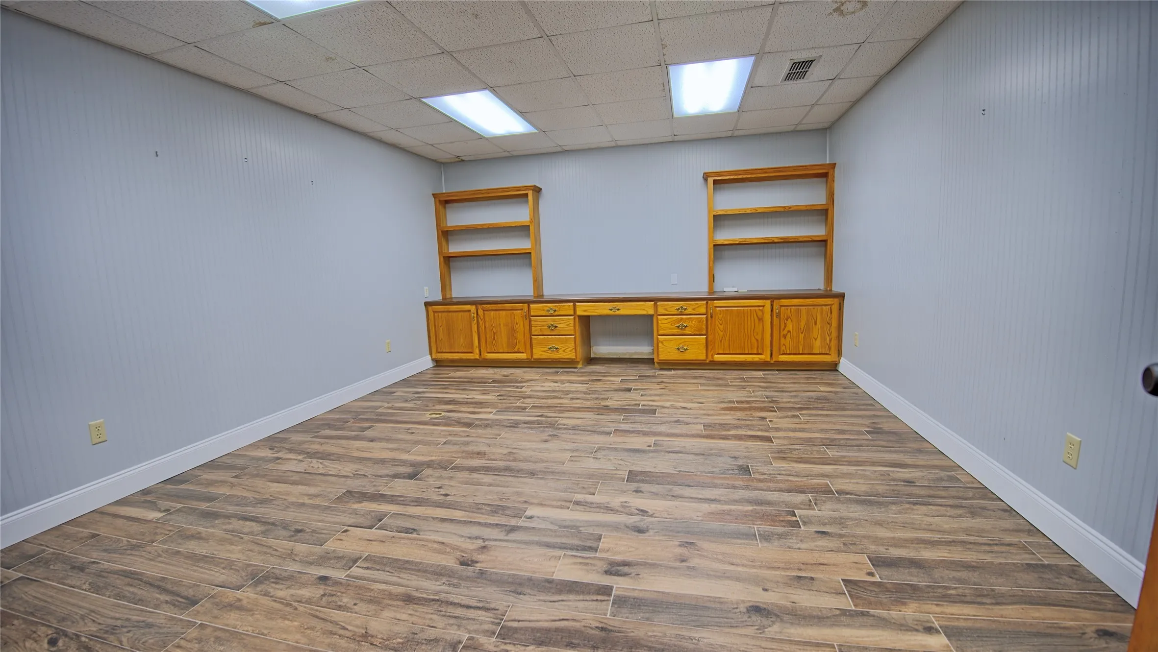 Office For Sale in Montague County , 201 Clay Street, Nocona, Texas 76255, 0, 0, Garage spaces, 0 Sqft, built in 1992, Preowned, mls#21259560, Real Estate Agent in Nocona, Homes For Sale in Montague county, Homes For Sale in Nocona, Realtor in Nocona Texas, Real Estate Brokerage Independent Realty Texas, Luminita Cordes Realtor