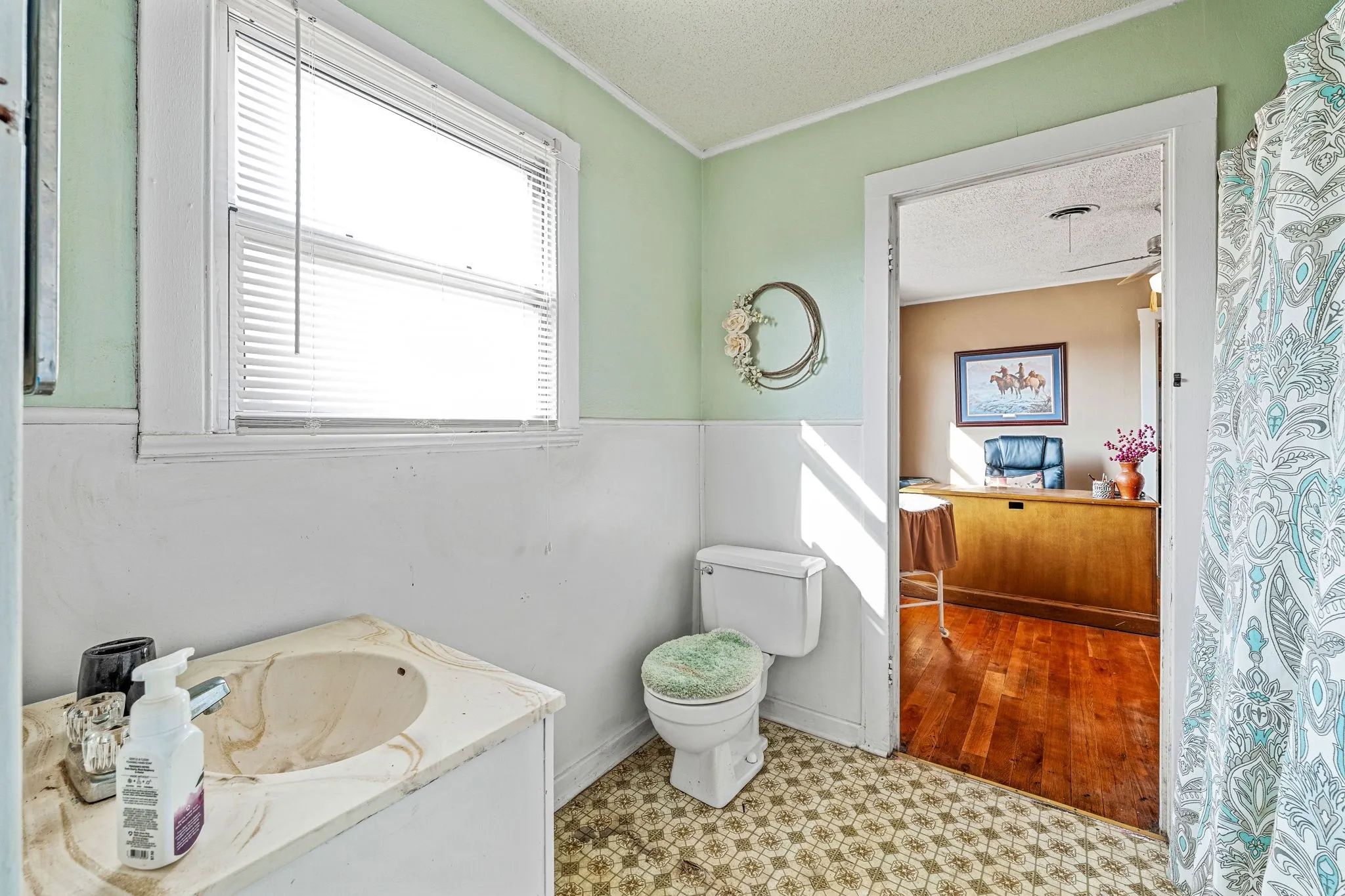 Single Family Residence For Sale in Comanche County , 7450 E Highway 6 2, De Leon, Texas 76444, 4 Bedroom, 3 Bathroom, Garage spaces, 2,098 Sqft, built in 1957, mls#21259056, Real Estate Agent in De Leon, Homes For Sale in Comanche county, Homes For Sale in De Leon, Realtor in De Leon Texas, Real Estate Brokerage Independent Realty Texas, Luminita Cordes Realtor