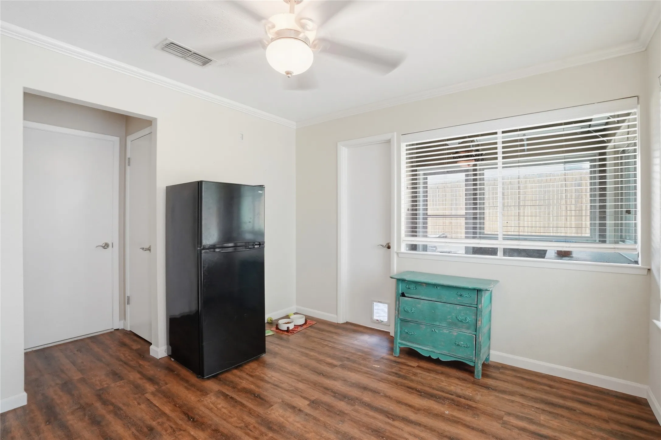 Single Family Residence For Sale in Tarrant County , 7508 Timber Ridge Court, Fort Worth, Texas 76179, 3 Bedroom, 2 Bathroom, 2 Garage spaces, 2,388 Sqft, built in 1974, mls#21259586, Real Estate Agent in Fort Worth, Homes For Sale in Tarrant county, Homes For Sale in Fort Worth, Realtor in Fort Worth Texas, Real Estate Brokerage Independent Realty Texas, Luminita Cordes Realtor
