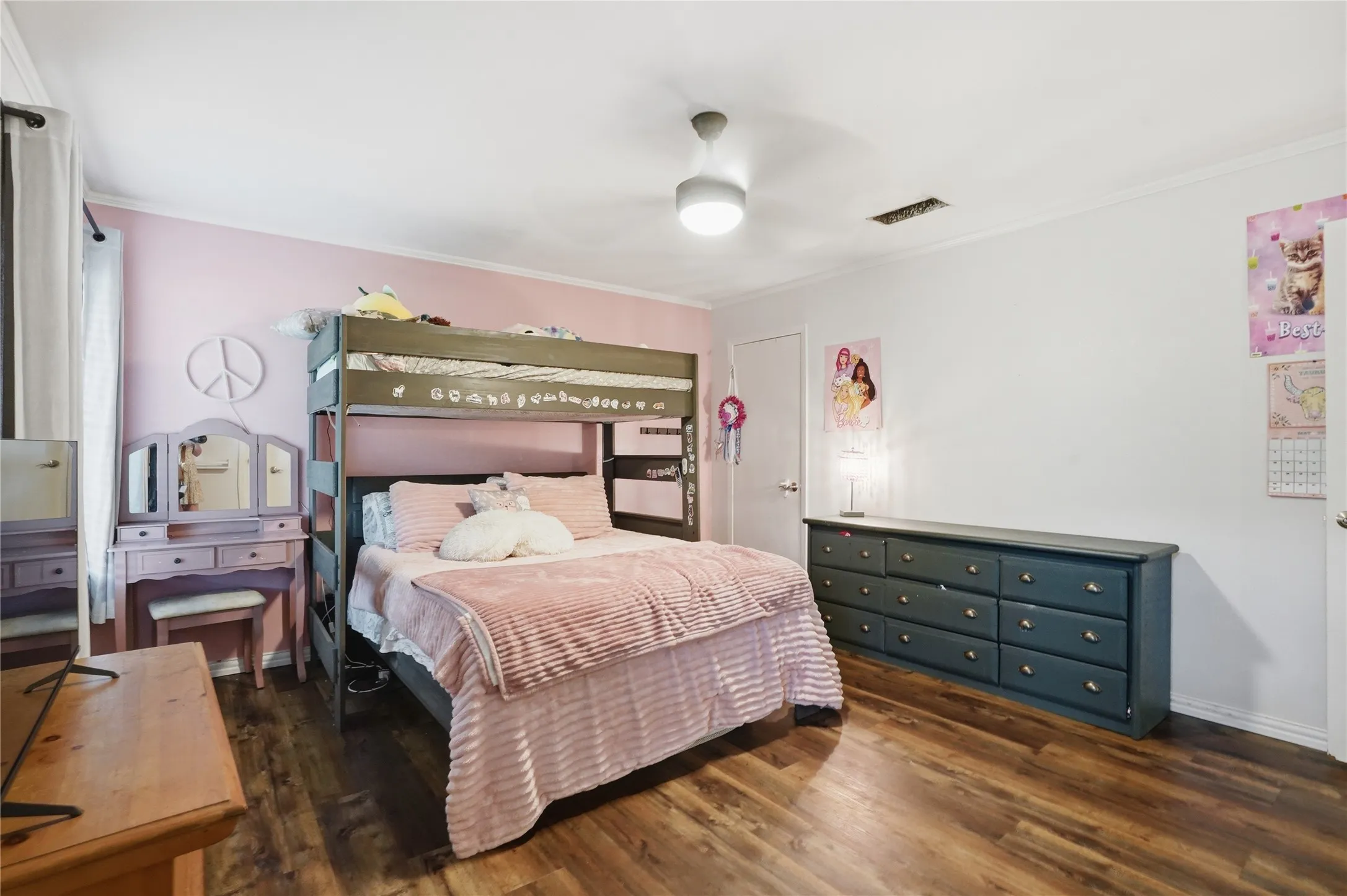 Single Family Residence For Sale in Tarrant County , 7508 Timber Ridge Court, Fort Worth, Texas 76179, 3 Bedroom, 2 Bathroom, 2 Garage spaces, 2,388 Sqft, built in 1974, mls#21259586, Real Estate Agent in Fort Worth, Homes For Sale in Tarrant county, Homes For Sale in Fort Worth, Realtor in Fort Worth Texas, Real Estate Brokerage Independent Realty Texas, Luminita Cordes Realtor