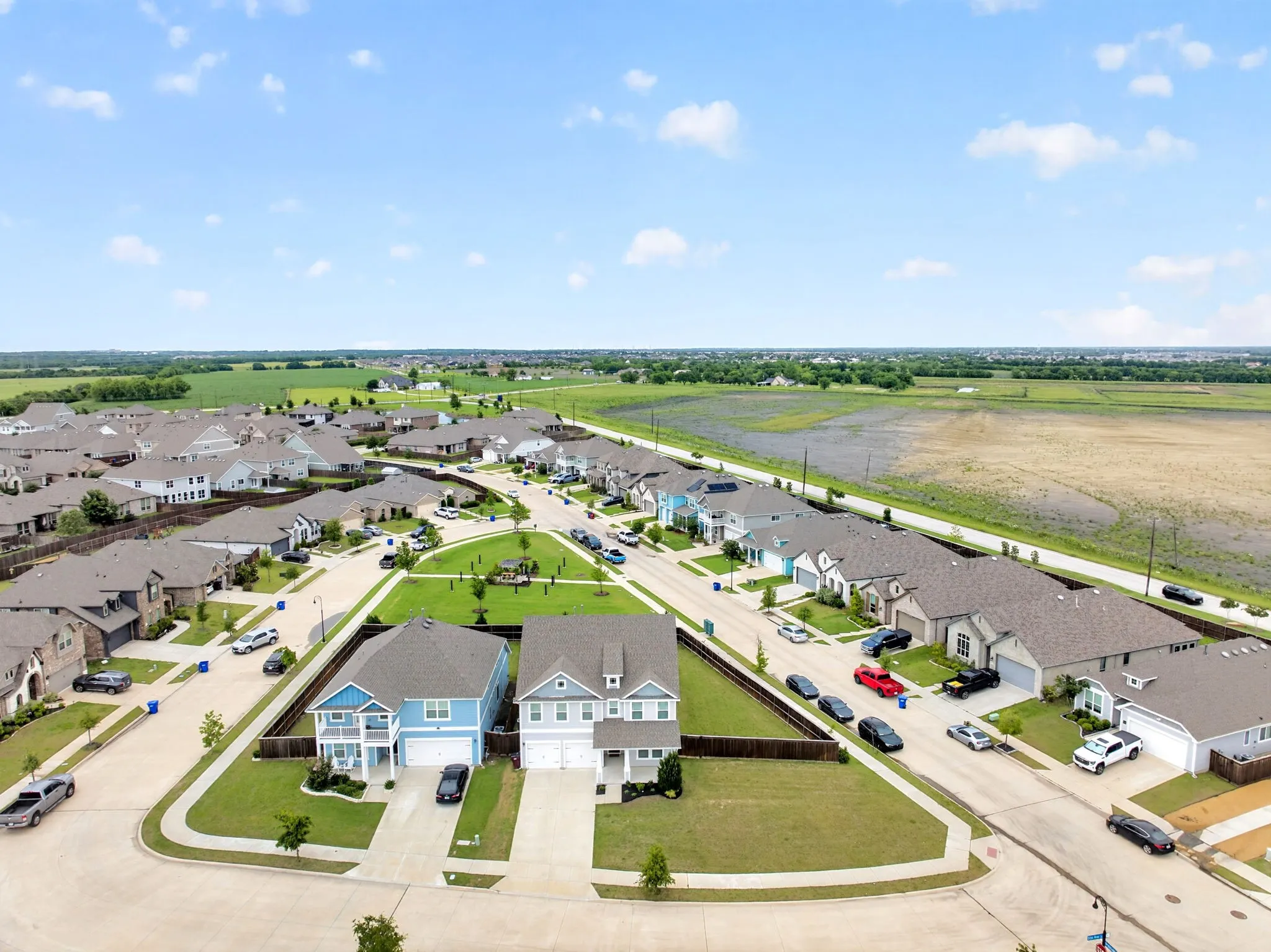 Single Family Residence For Sale in Rockwall County , 3115 Little River Lane, Royse City, Texas 75189, 5 Bedroom, 4 Bathroom, 2 Garage spaces, 3,503 Sqft, built in 2020, Preowned, mls#21253309, Real Estate Agent in Royse City, Homes For Sale in Rockwall county, Homes For Sale in Royse City, Realtor in Royse City Texas, Real Estate Brokerage Independent Realty Texas, Luminita Cordes Realtor