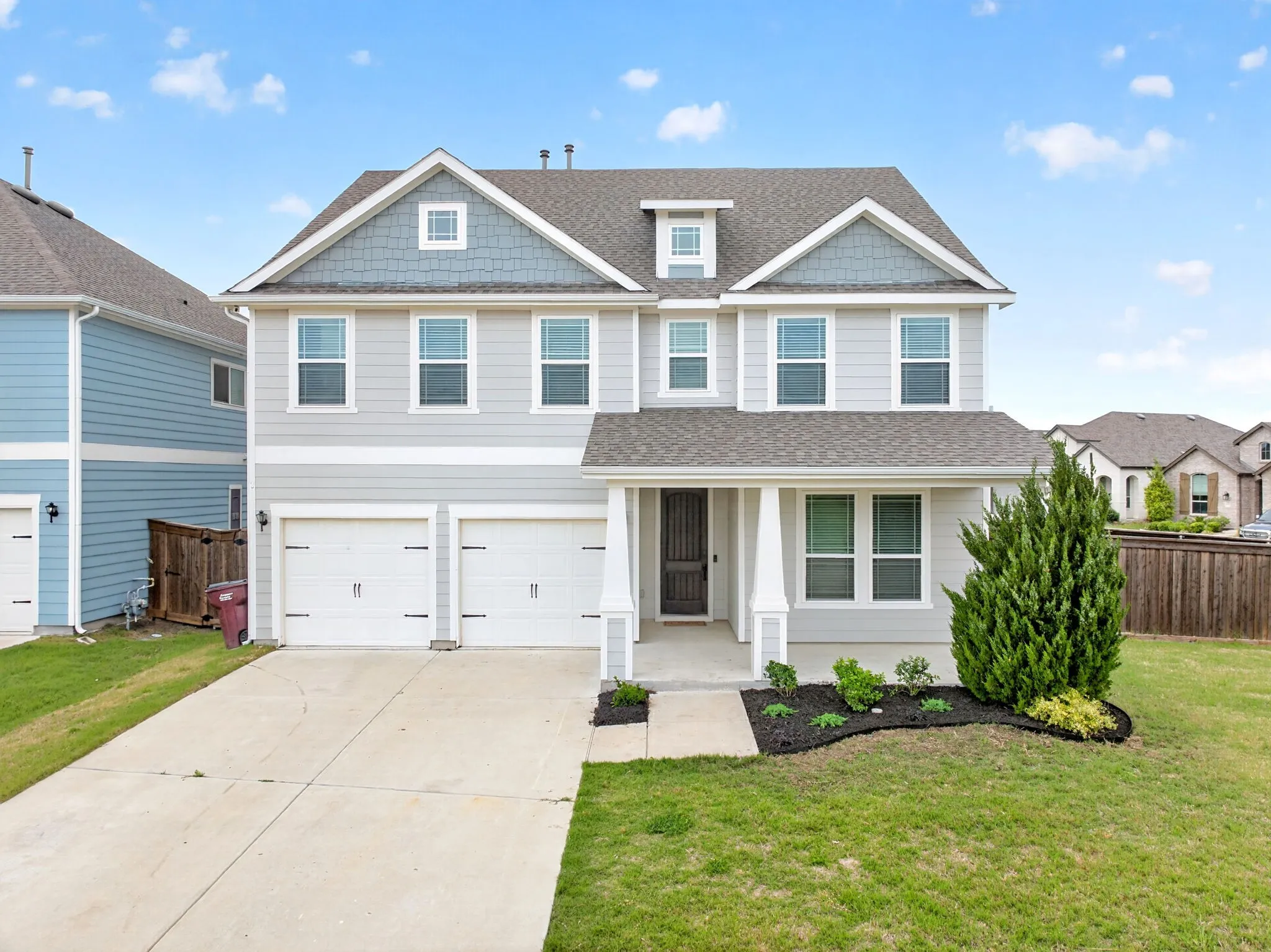Single Family Residence For Sale in Rockwall County , 3115 Little River Lane, Royse City, Texas 75189, 5 Bedroom, 4 Bathroom, 2 Garage spaces, 3,503 Sqft, built in 2020, Preowned, mls#21253309, Real Estate Agent in Royse City, Homes For Sale in Rockwall county, Homes For Sale in Royse City, Realtor in Royse City Texas, Real Estate Brokerage Independent Realty Texas, Luminita Cordes Realtor