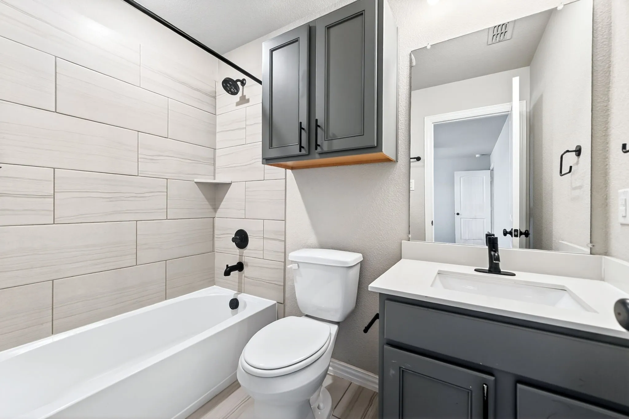 Ensuite Bath for Upstairs 2nd Primary