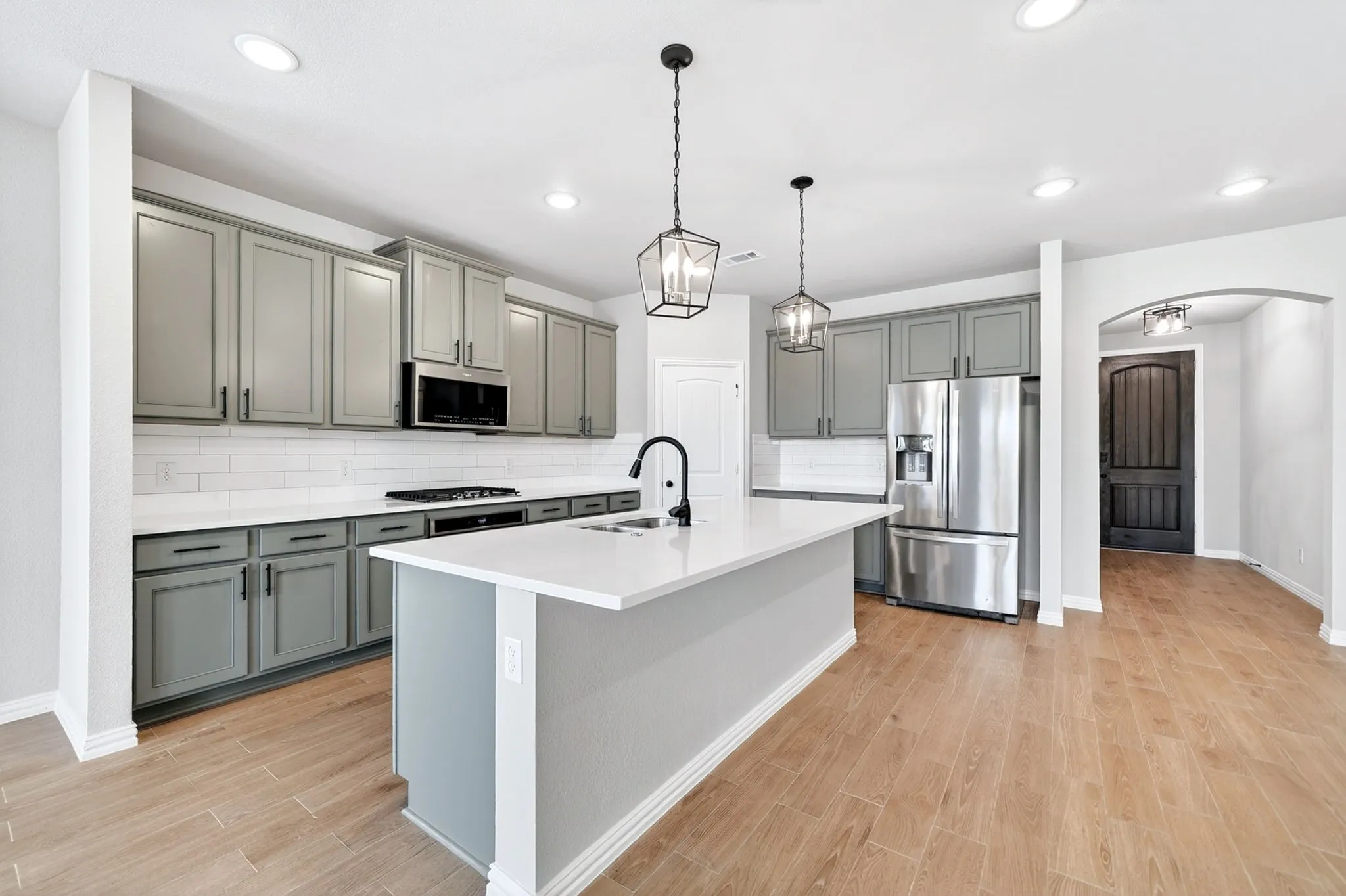 Single Family Residence For Sale in Rockwall County , 3115 Little River Lane, Royse City, Texas 75189, 5 Bedroom, 4 Bathroom, 2 Garage spaces, 3,503 Sqft, built in 2020, Preowned, mls#21253309, Real Estate Agent in Royse City, Homes For Sale in Rockwall county, Homes For Sale in Royse City, Realtor in Royse City Texas, Real Estate Brokerage Independent Realty Texas, Luminita Cordes Realtor
