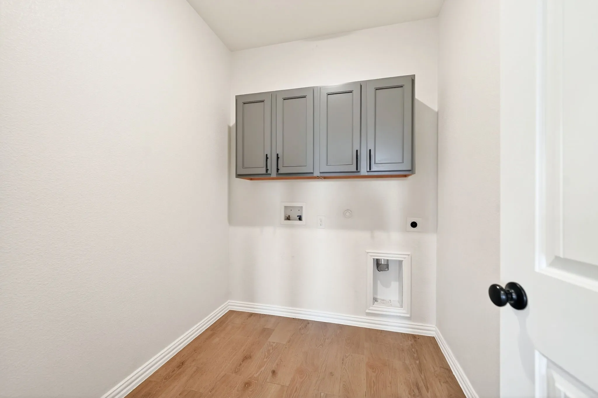 Single Family Residence For Sale in Rockwall County , 3115 Little River Lane, Royse City, Texas 75189, 5 Bedroom, 4 Bathroom, 2 Garage spaces, 3,503 Sqft, built in 2020, Preowned, mls#21253309, Real Estate Agent in Royse City, Homes For Sale in Rockwall county, Homes For Sale in Royse City, Realtor in Royse City Texas, Real Estate Brokerage Independent Realty Texas, Luminita Cordes Realtor