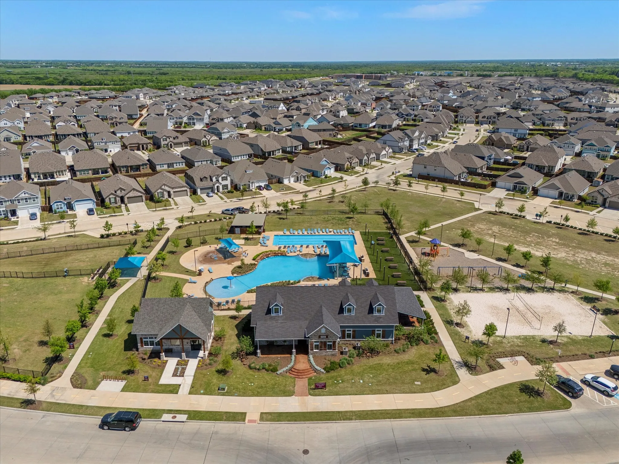 Single Family Residence For Sale in Rockwall County , 3115 Little River Lane, Royse City, Texas 75189, 5 Bedroom, 4 Bathroom, 2 Garage spaces, 3,503 Sqft, built in 2020, Preowned, mls#21253309, Real Estate Agent in Royse City, Homes For Sale in Rockwall county, Homes For Sale in Royse City, Realtor in Royse City Texas, Real Estate Brokerage Independent Realty Texas, Luminita Cordes Realtor