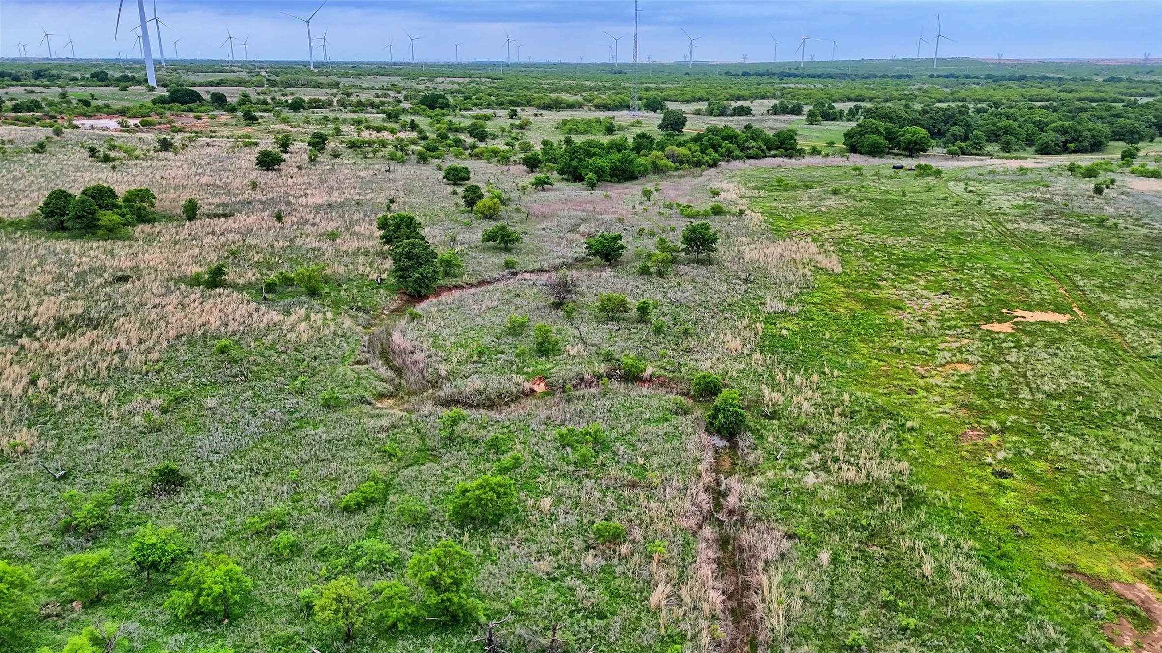Single Family Residence For Sale in Clay County , 3377 Lodge Creek Road, Henrietta, Texas 76365, 4 Bedroom, 2 Bathroom, Garage spaces, 1,720 Sqft, built in 1973, Preowned, mls#21259495, Real Estate Agent in Henrietta, Homes For Sale in Clay county, Homes For Sale in Henrietta, Realtor in Henrietta Texas, Real Estate Brokerage Independent Realty Texas, Luminita Cordes Realtor