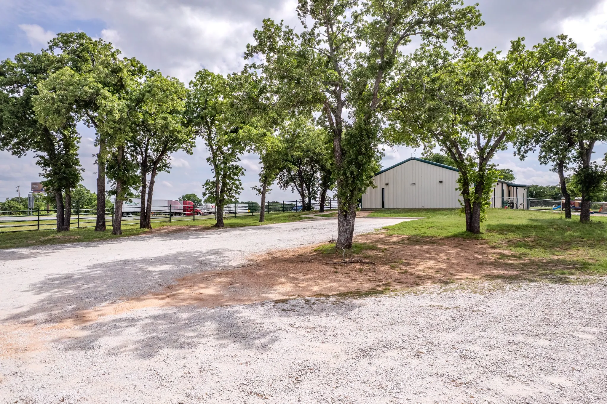 Warehouse For Sale in Eastland County , 9500 Interstate 20 E B, Eastland, Texas 76448, 0, 0, Garage spaces, 0 Sqft, built in 2007, Preowned, mls#21259612, Real Estate Agent in Eastland, Homes For Sale in Eastland county, Homes For Sale in Eastland, Realtor in Eastland Texas, Real Estate Brokerage Independent Realty Texas, Luminita Cordes Realtor