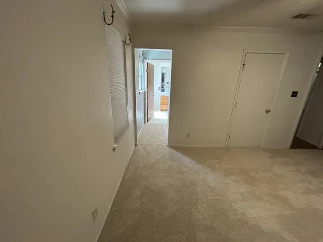 Single Family Residence For Sale in Tarrant County , 1916 Valley Lane, Arlington, Texas 76013, 3 Bedroom, 2 Bathroom, 2 Garage spaces, 1,762 Sqft, built in 1957, mls#21255012, Real Estate Agent in Arlington, Homes For Sale in Tarrant county, Homes For Sale in Arlington, Realtor in Arlington Texas, Real Estate Brokerage Independent Realty Texas, Luminita Cordes Realtor