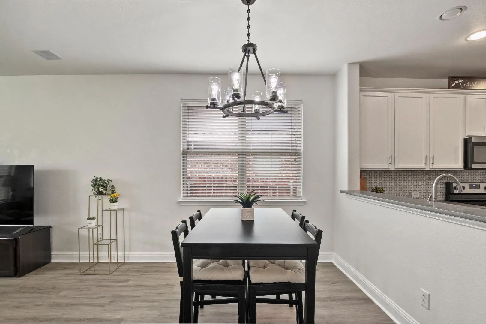 Single Family Residence For Rent in Denton County , 1509 Waterfall Lane, Little Elm, Texas 75068, 4 Bedrooms, 3 Bathrooms, 2 Garage spaces, 2,522 Sqft, built in 2014, Price $2,995, mls#21259498, Real Estate Agent in Little Elm, Homes For Rent in Denton county, Homes For Rent in Little Elm, Realtor in Little Elm Texas, Real Estate Brokerage Independent Realty Texas, Luminita Cordes Realtor