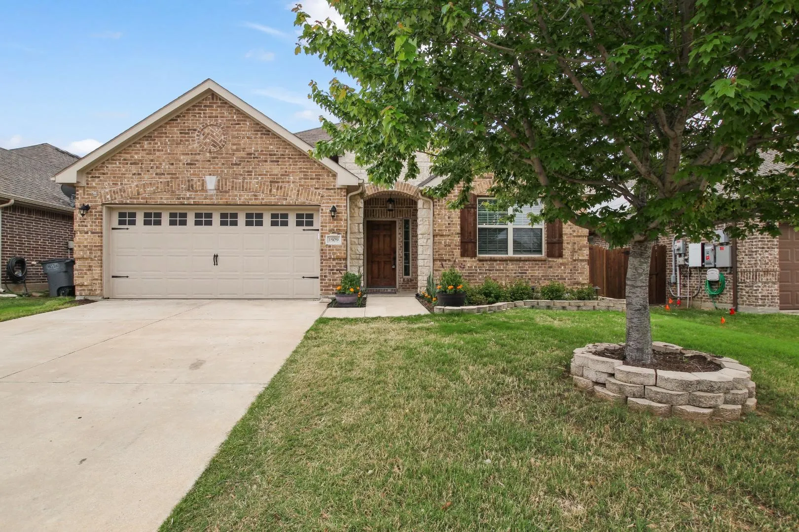 Single Family Residence For Rent in Denton County , 1509 Waterfall Lane, Little Elm, Texas 75068, 4 Bedrooms, 3 Bathrooms, 2 Garage spaces, 2,522 Sqft, built in 2014, Price $2,995, mls#21259498, Real Estate Agent in Little Elm, Homes For Rent in Denton county, Homes For Rent in Little Elm, Realtor in Little Elm Texas, Real Estate Brokerage Independent Realty Texas, Luminita Cordes Realtor