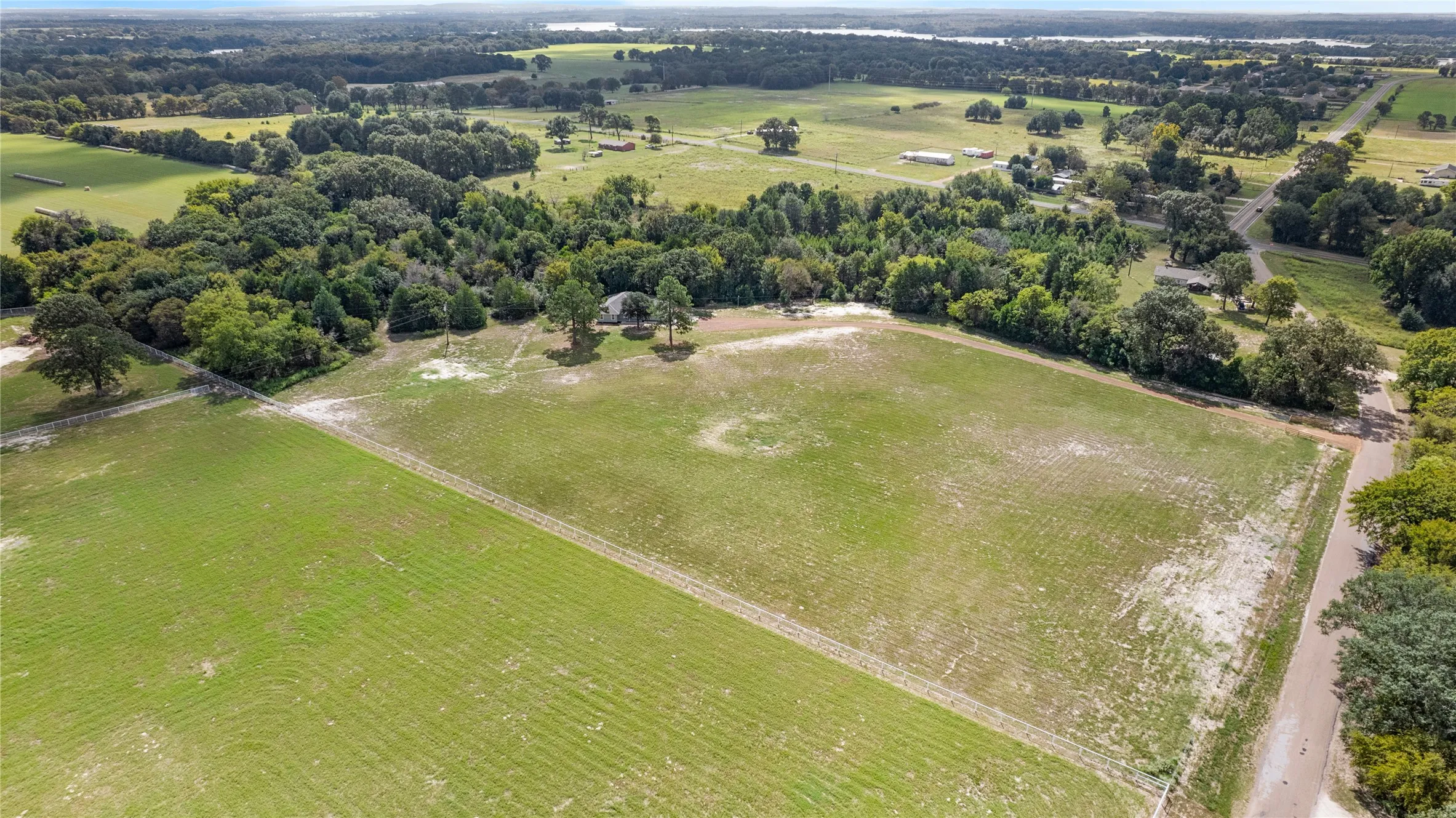 Single Family Residence For Sale in Henderson County , 5580 County Road 3704, Athens, Texas 75752, 2 Bedrooms, 2 Bathrooms, 2 Garage spaces, 1,589 Sqft, built in 1996, Price $485,000, mls#21259667, Real Estate Agent in Athens, Homes For Sale in Henderson county, Homes For Sale in Athens, Realtor in Athens Texas, Real Estate Brokerage Independent Realty Texas, Luminita Cordes Realtor