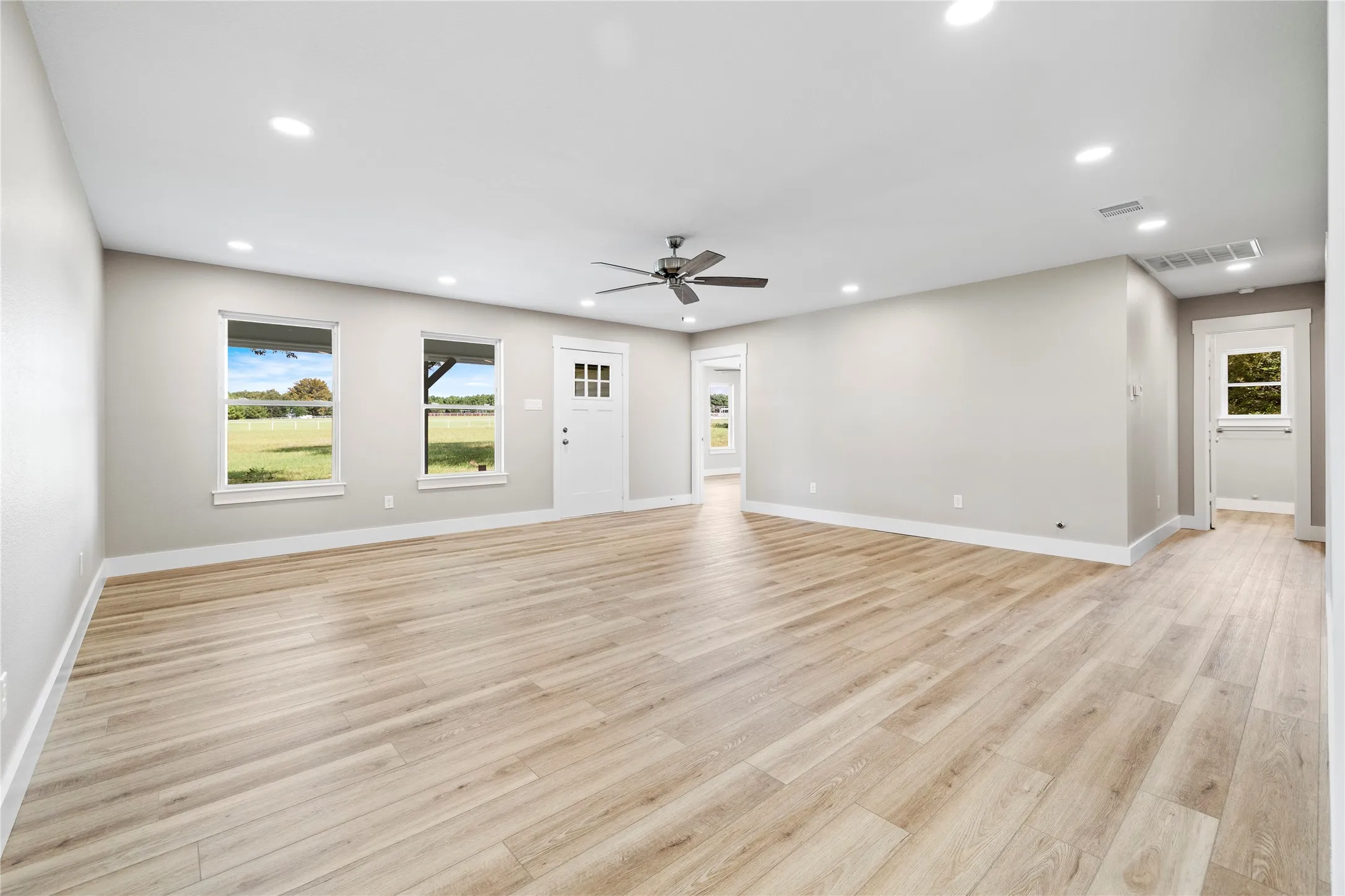 Single Family Residence For Sale in Henderson County , 5580 County Road 3704, Athens, Texas 75752, 2 Bedrooms, 2 Bathrooms, 2 Garage spaces, 1,589 Sqft, built in 1996, Price $485,000, mls#21259667, Real Estate Agent in Athens, Homes For Sale in Henderson county, Homes For Sale in Athens, Realtor in Athens Texas, Real Estate Brokerage Independent Realty Texas, Luminita Cordes Realtor