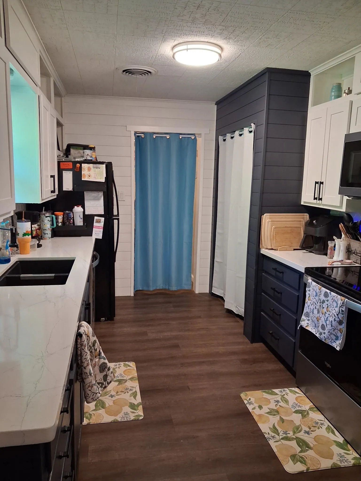 Single Family Residence For Sale in Johnson County , 107 Woodard Avenue, Cleburne, Texas 76033, 2 Bedroom, 1 Bathroom, 2 Garage spaces, 1,164 Sqft, built in 1960, mls#21258702, Real Estate Agent in Cleburne, Homes For Sale in Johnson county, Homes For Sale in Cleburne, Realtor in Cleburne Texas, Real Estate Brokerage Independent Realty Texas, Luminita Cordes Realtor
