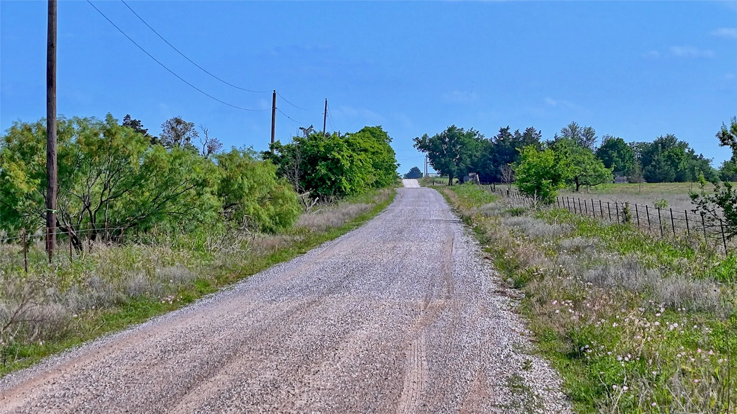 Unimproved Land For Sale in Montague County , 000 Longview Lane, Bowie, Texas 76230, 0, 0, Garage spaces, 0 Sqft, built in 0, Price $130,000, mls#21259623, Real Estate Agent in Bowie, Homes For Sale in Montague county, Homes For Sale in Bowie, Realtor in Bowie Texas, Real Estate Brokerage Independent Realty Texas, Luminita Cordes Realtor