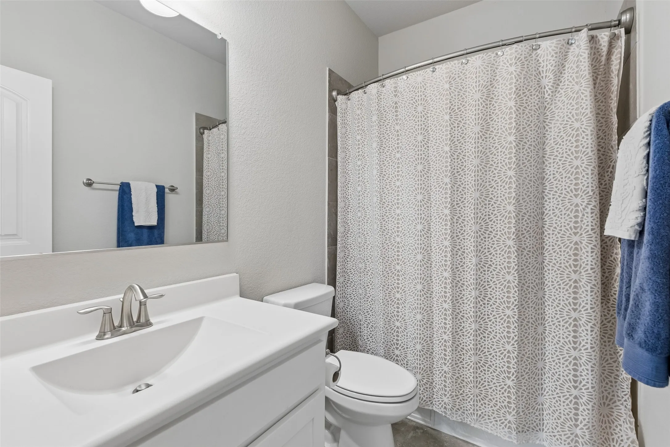 Single Family Residence For Sale in Denton County , 16013 Gladewater Terrace, Prosper, Texas 75078, 4 Bedroom, 4 Bathroom, 2 Garage spaces, 3,261 Sqft, built in 2018, mls#21259637, Real Estate Agent in Prosper, Homes For Sale in Denton county, Homes For Sale in Prosper, Realtor in Prosper Texas, Real Estate Brokerage Independent Realty Texas, Luminita Cordes Realtor