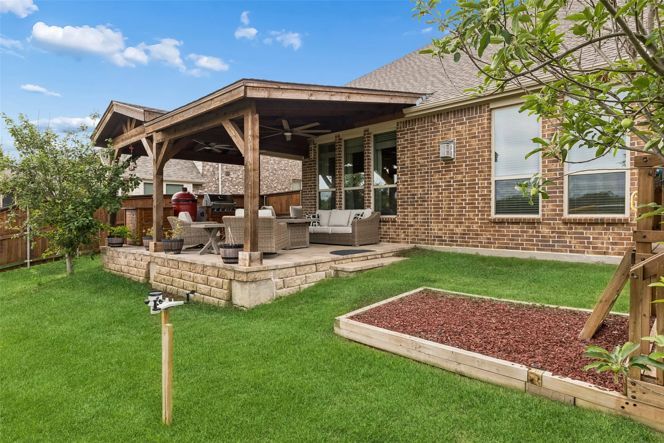 Single Family Residence For Sale in Denton County , 16013 Gladewater Terrace, Prosper, Texas 75078, 4 Bedroom, 4 Bathroom, 2 Garage spaces, 3,261 Sqft, built in 2018, mls#21259637, Real Estate Agent in Prosper, Homes For Sale in Denton county, Homes For Sale in Prosper, Realtor in Prosper Texas, Real Estate Brokerage Independent Realty Texas, Luminita Cordes Realtor