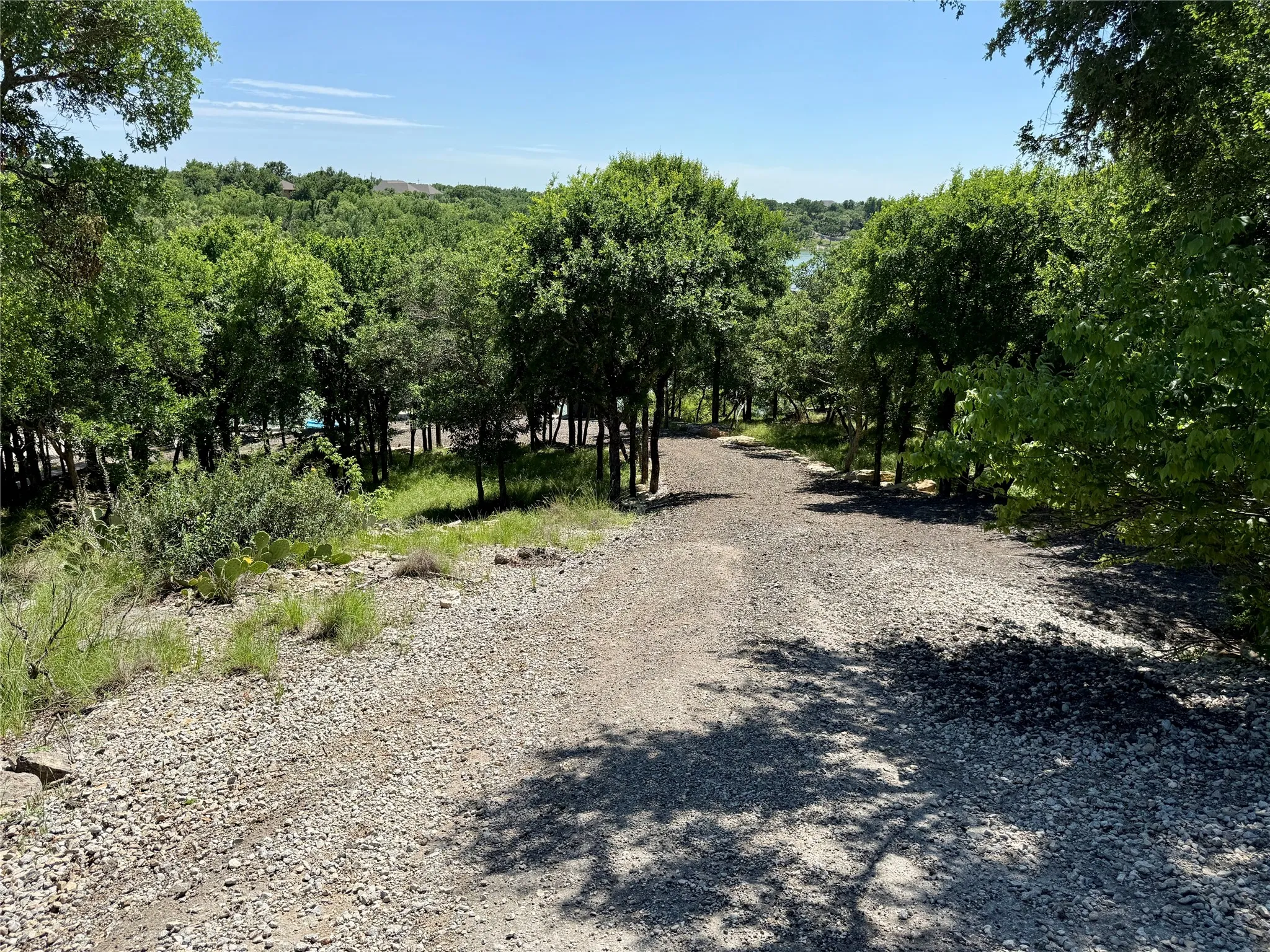 Single Family Residence For Sale in Brown County , 2007 Deepwater Road, Brownwood, Texas 76801, 3 Bedroom, 2 Bathroom, 2 Garage spaces, 2,450 Sqft, built in 1997, Price $1,599,900, mls#21259591, Real Estate Agent in Brownwood, Homes For Sale in Brown county, Homes For Sale in Brownwood, Realtor in Brownwood Texas, Real Estate Brokerage Independent Realty Texas, Luminita Cordes Realtor