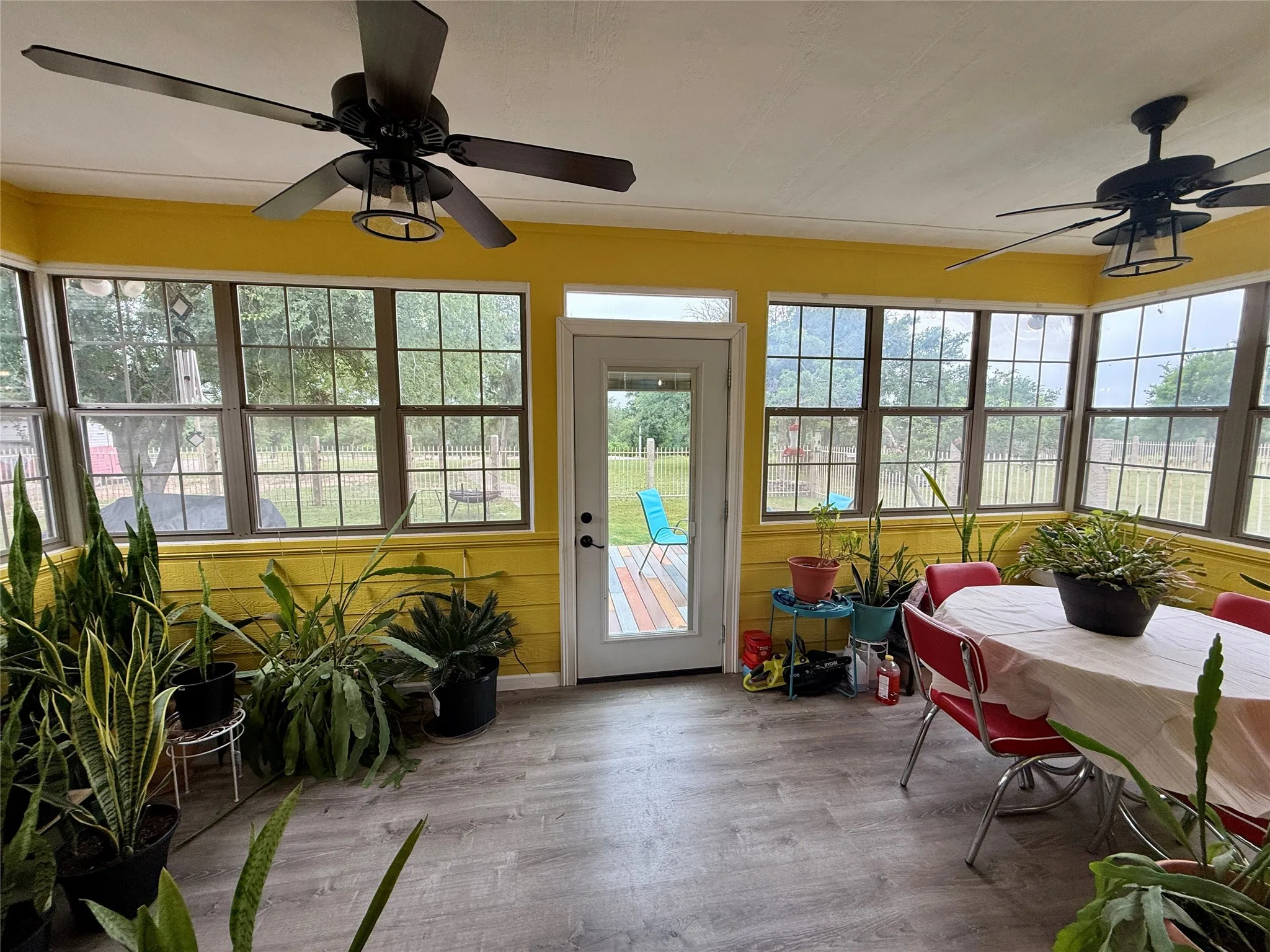 Single Family Residence For Sale in Brown County , 2007 Deepwater Road, Brownwood, Texas 76801, 3 Bedroom, 2 Bathroom, 2 Garage spaces, 2,450 Sqft, built in 1997, Price $1,599,900, mls#21259591, Real Estate Agent in Brownwood, Homes For Sale in Brown county, Homes For Sale in Brownwood, Realtor in Brownwood Texas, Real Estate Brokerage Independent Realty Texas, Luminita Cordes Realtor