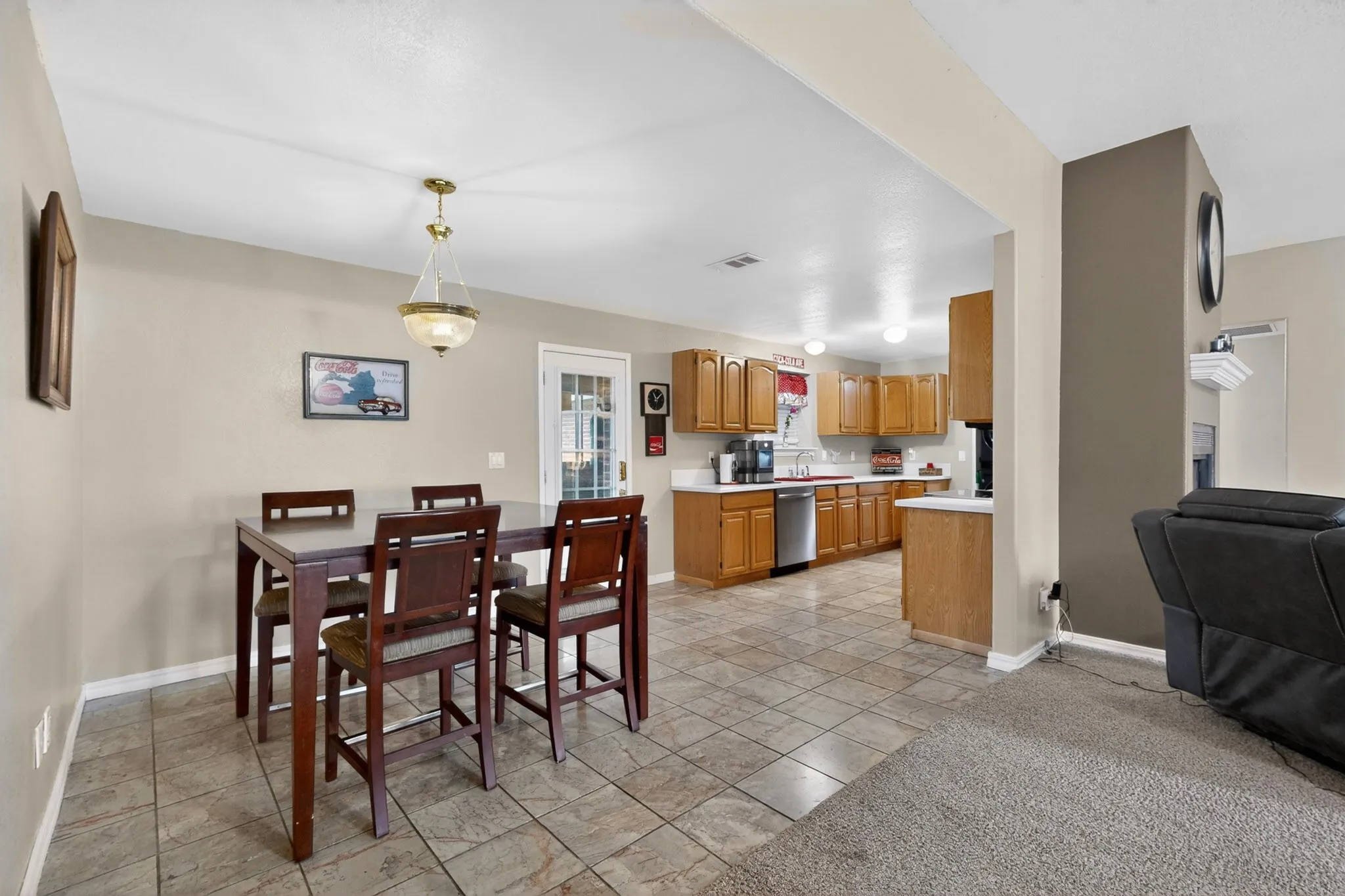 Single Family Residence For Sale in Collin County , 3134 Gunsmoke Drive, Farmersville, Texas 75442, 3 Bedroom, 2 Bathroom, 2 Garage spaces, 1,920 Sqft, built in 2006, mls#21258653, Real Estate Agent in Farmersville, Homes For Sale in Collin county, Homes For Sale in Farmersville, Realtor in Farmersville Texas, Real Estate Brokerage Independent Realty Texas, Luminita Cordes Realtor