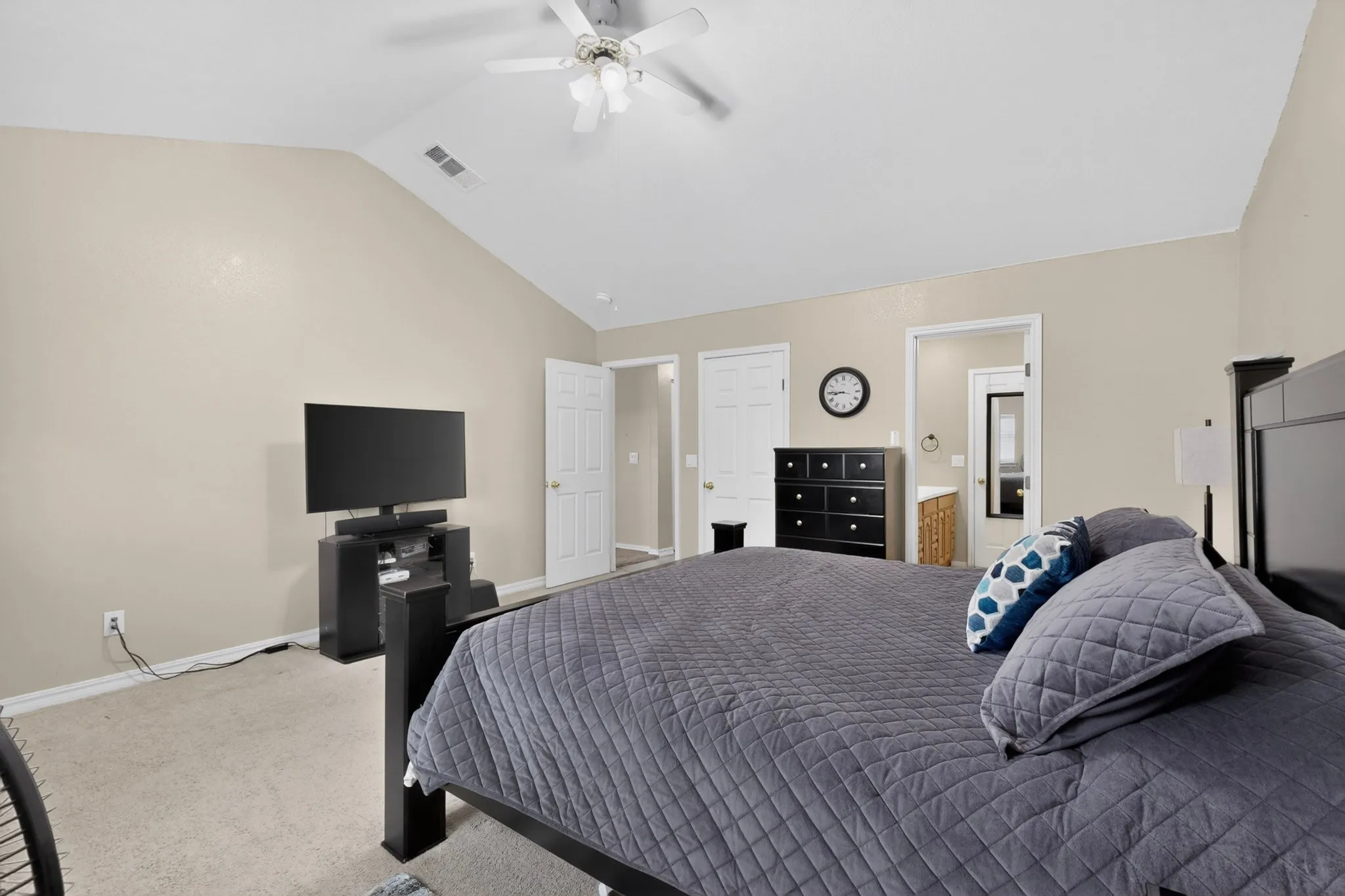 Single Family Residence For Sale in Collin County , 3134 Gunsmoke Drive, Farmersville, Texas 75442, 3 Bedroom, 2 Bathroom, 2 Garage spaces, 1,920 Sqft, built in 2006, mls#21258653, Real Estate Agent in Farmersville, Homes For Sale in Collin county, Homes For Sale in Farmersville, Realtor in Farmersville Texas, Real Estate Brokerage Independent Realty Texas, Luminita Cordes Realtor