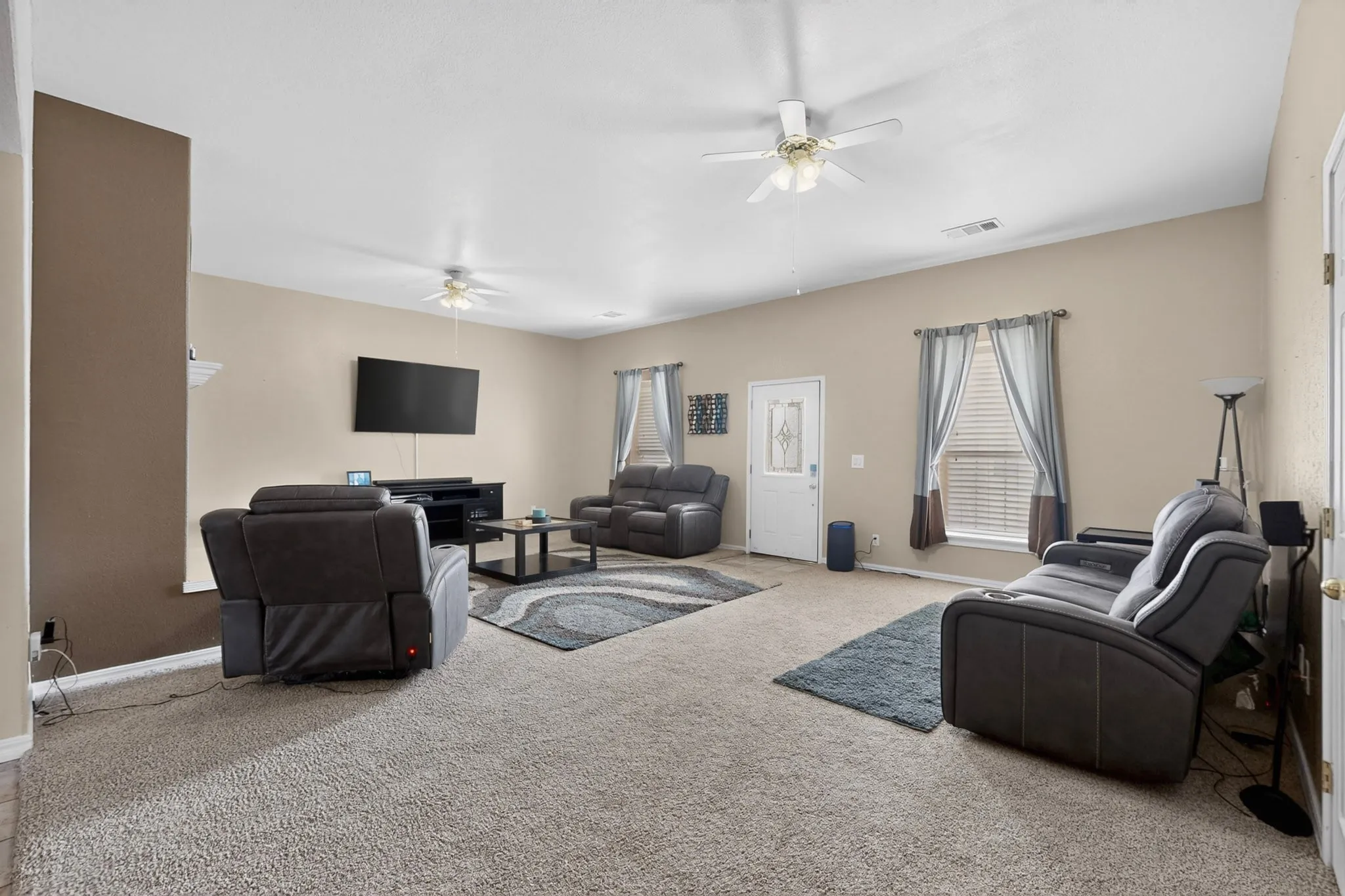 Single Family Residence For Sale in Collin County , 3134 Gunsmoke Drive, Farmersville, Texas 75442, 3 Bedroom, 2 Bathroom, 2 Garage spaces, 1,920 Sqft, built in 2006, mls#21258653, Real Estate Agent in Farmersville, Homes For Sale in Collin county, Homes For Sale in Farmersville, Realtor in Farmersville Texas, Real Estate Brokerage Independent Realty Texas, Luminita Cordes Realtor
